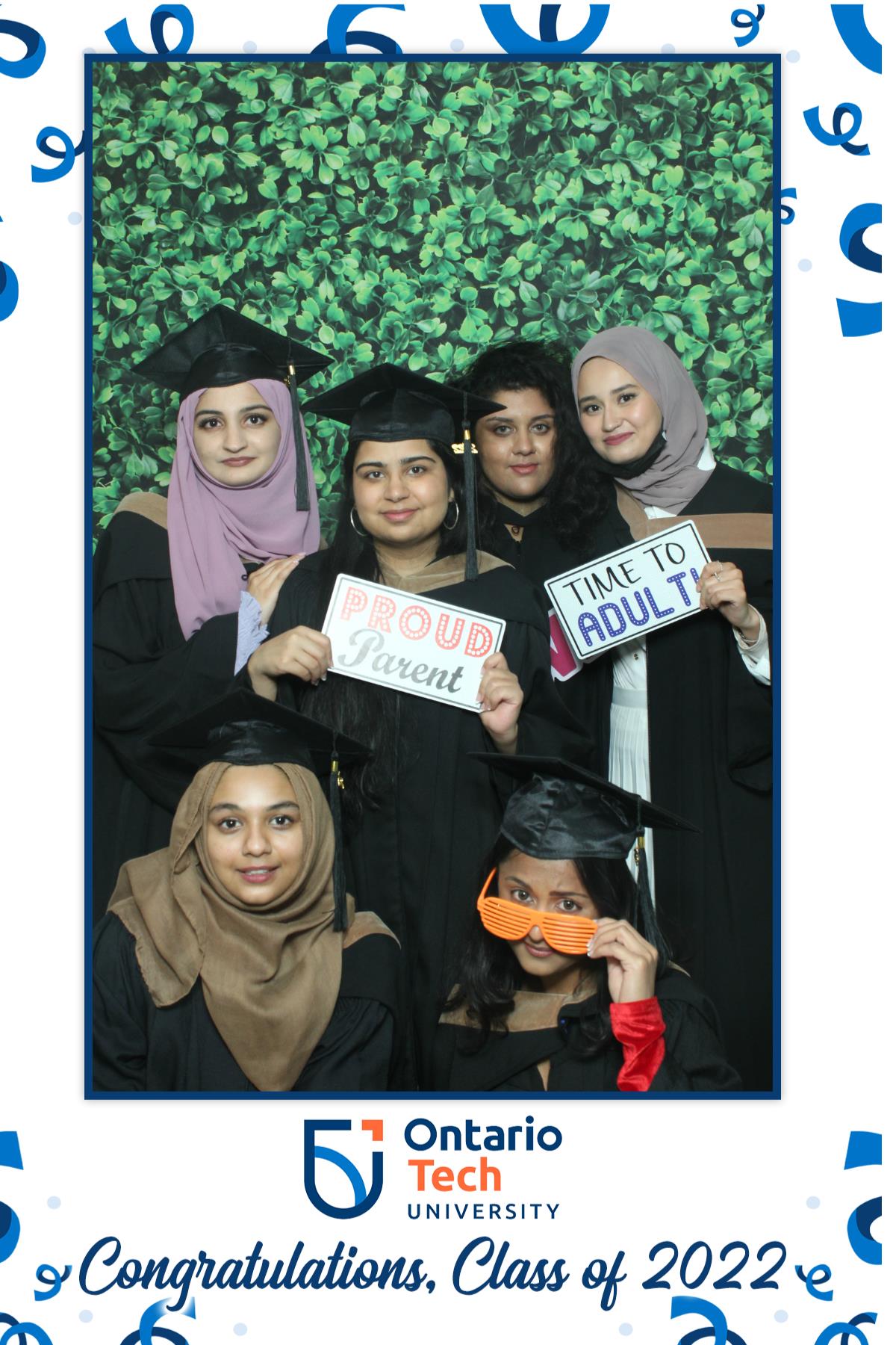 Ontario University Convocation 2022 | View more photos from the event at gallery.myselfiemirror.ca/u/romanmyselfiemirrorca/Ontario-University-Convocation-2022