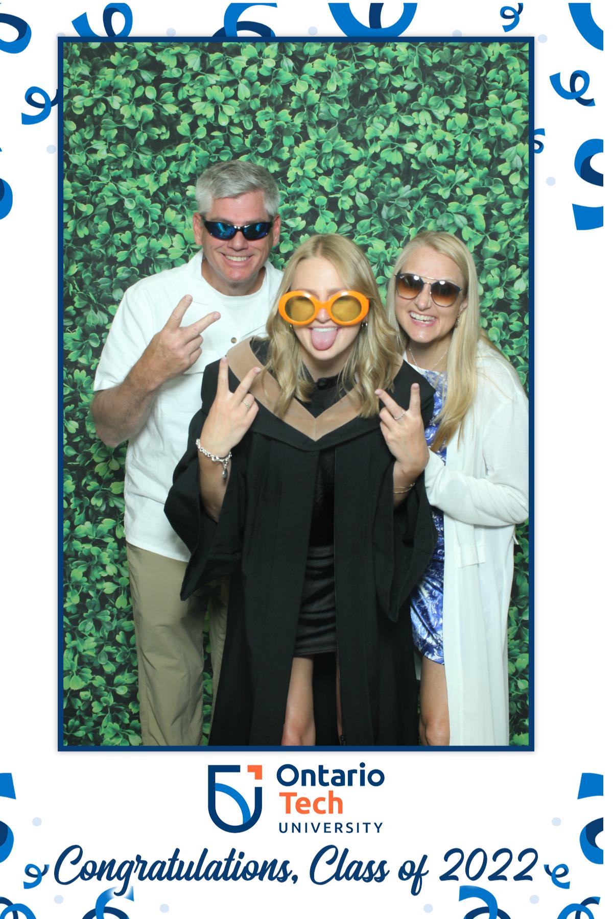 Ontario University Convocation 2022 | View more photos from the event at gallery.myselfiemirror.ca/u/romanmyselfiemirrorca/Ontario-University-Convocation-2022