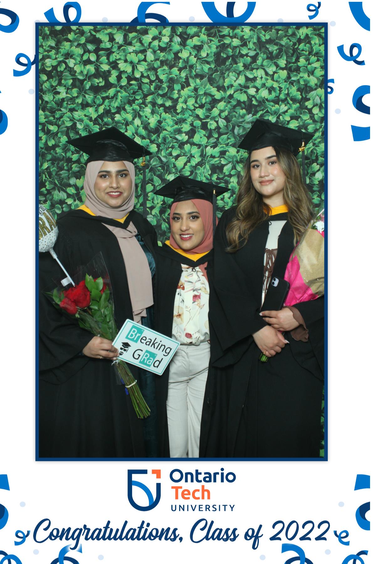 Ontario University Convocation 2022 | View more photos from the event at gallery.myselfiemirror.ca/u/romanmyselfiemirrorca/Ontario-University-Convocation-2022