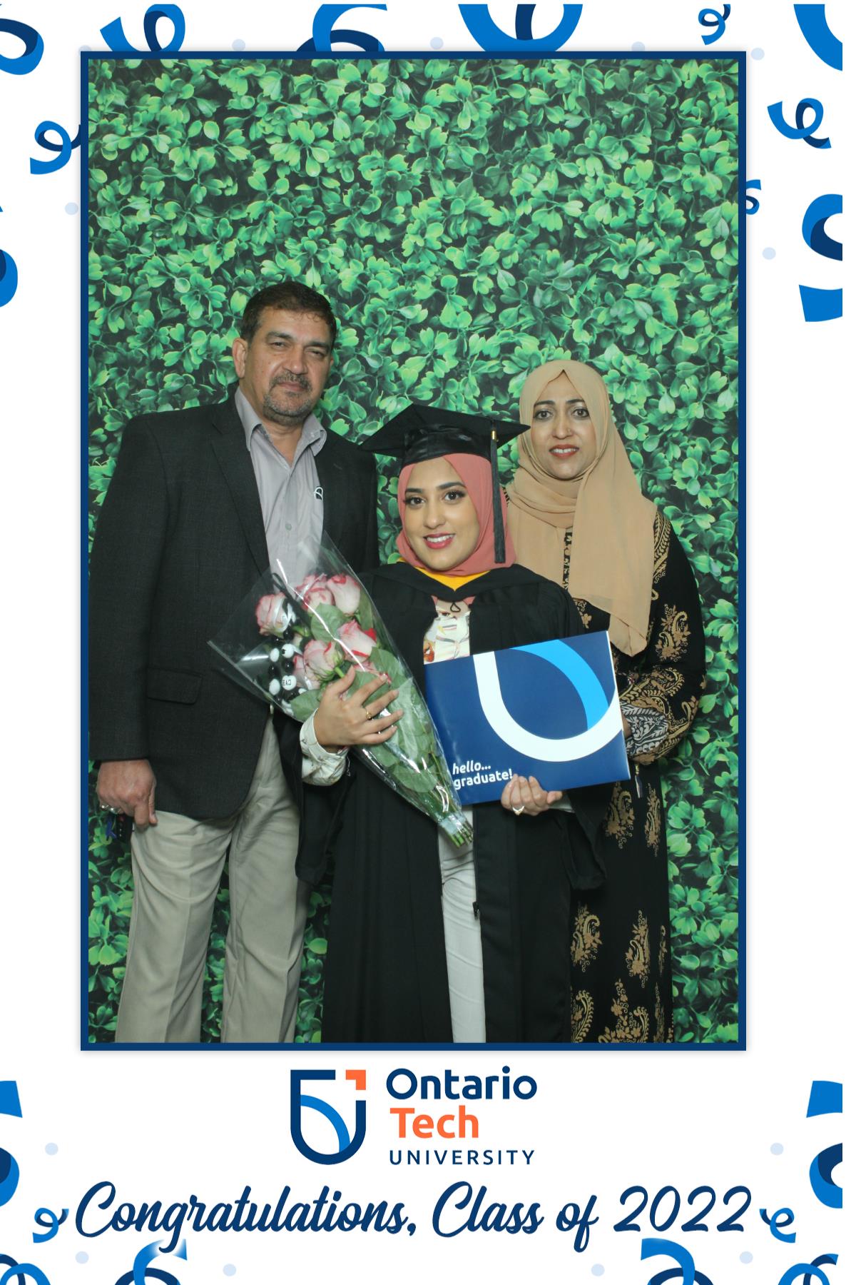 Ontario University Convocation 2022 | View more photos from the event at gallery.myselfiemirror.ca/u/romanmyselfiemirrorca/Ontario-University-Convocation-2022