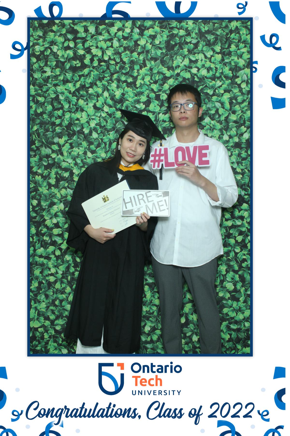 Ontario University Convocation 2022 | View more photos from the event at gallery.myselfiemirror.ca/u/romanmyselfiemirrorca/Ontario-University-Convocation-2022