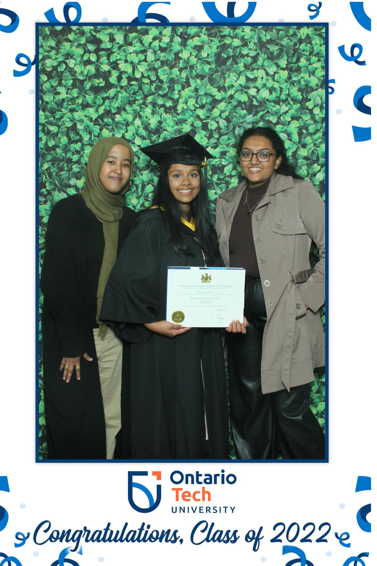 Ontario University Convocation 2022 | View more photos from the event at gallery.myselfiemirror.ca/u/romanmyselfiemirrorca/Ontario-University-Convocation-2022