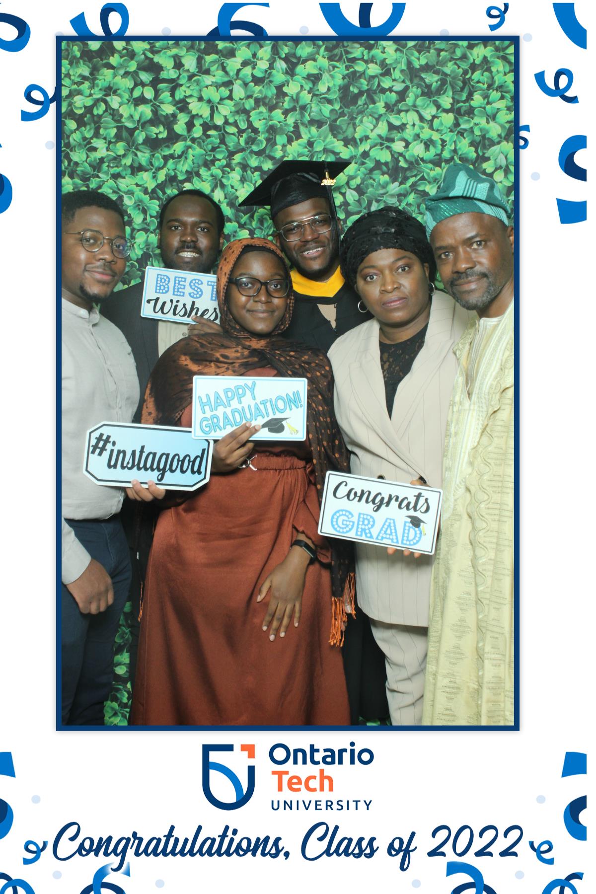 Ontario University Convocation 2022 | View more photos from the event at gallery.myselfiemirror.ca/u/romanmyselfiemirrorca/Ontario-University-Convocation-2022