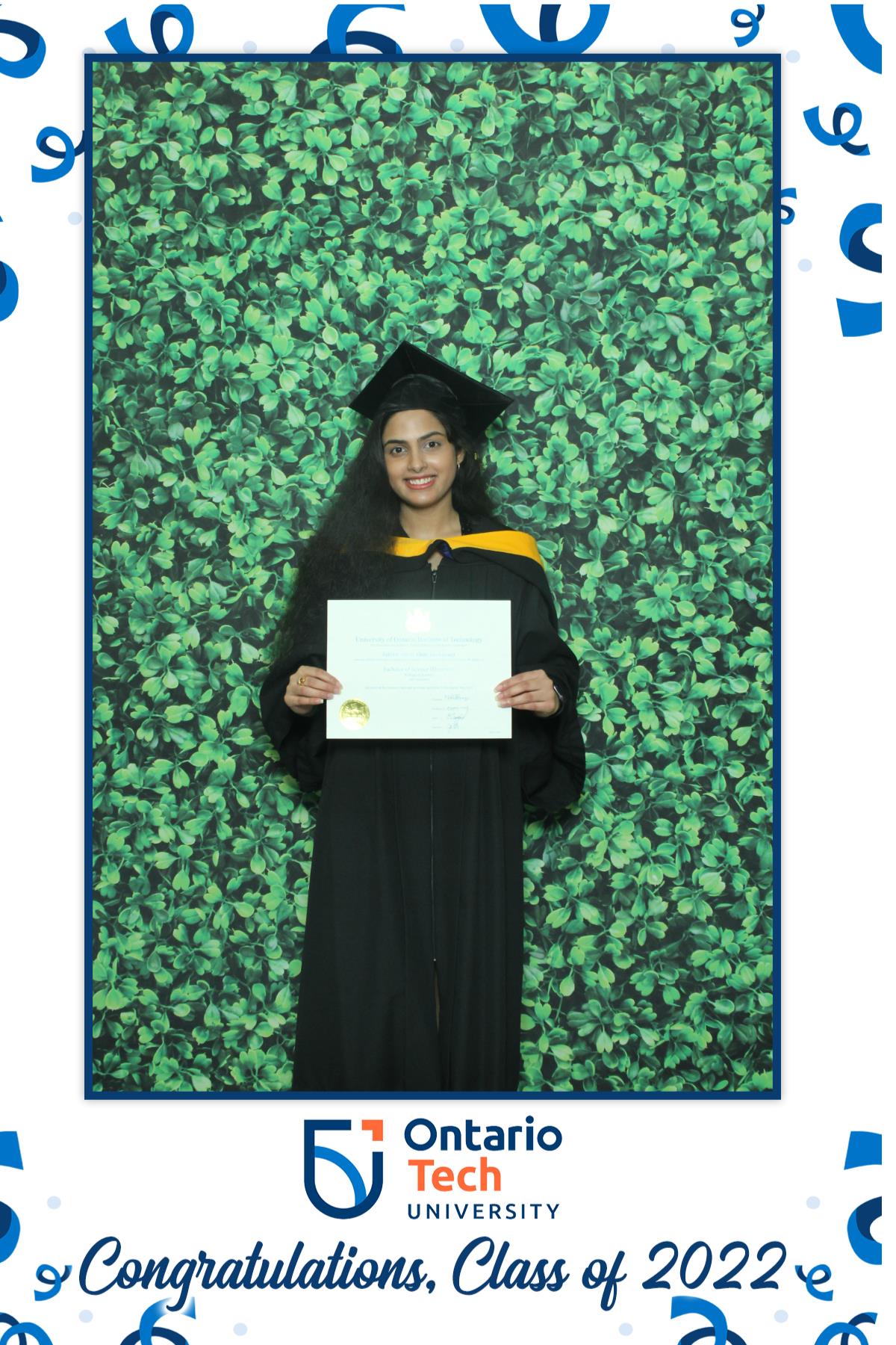 Ontario University Convocation 2022 | View more photos from the event at gallery.myselfiemirror.ca/u/romanmyselfiemirrorca/Ontario-University-Convocation-2022