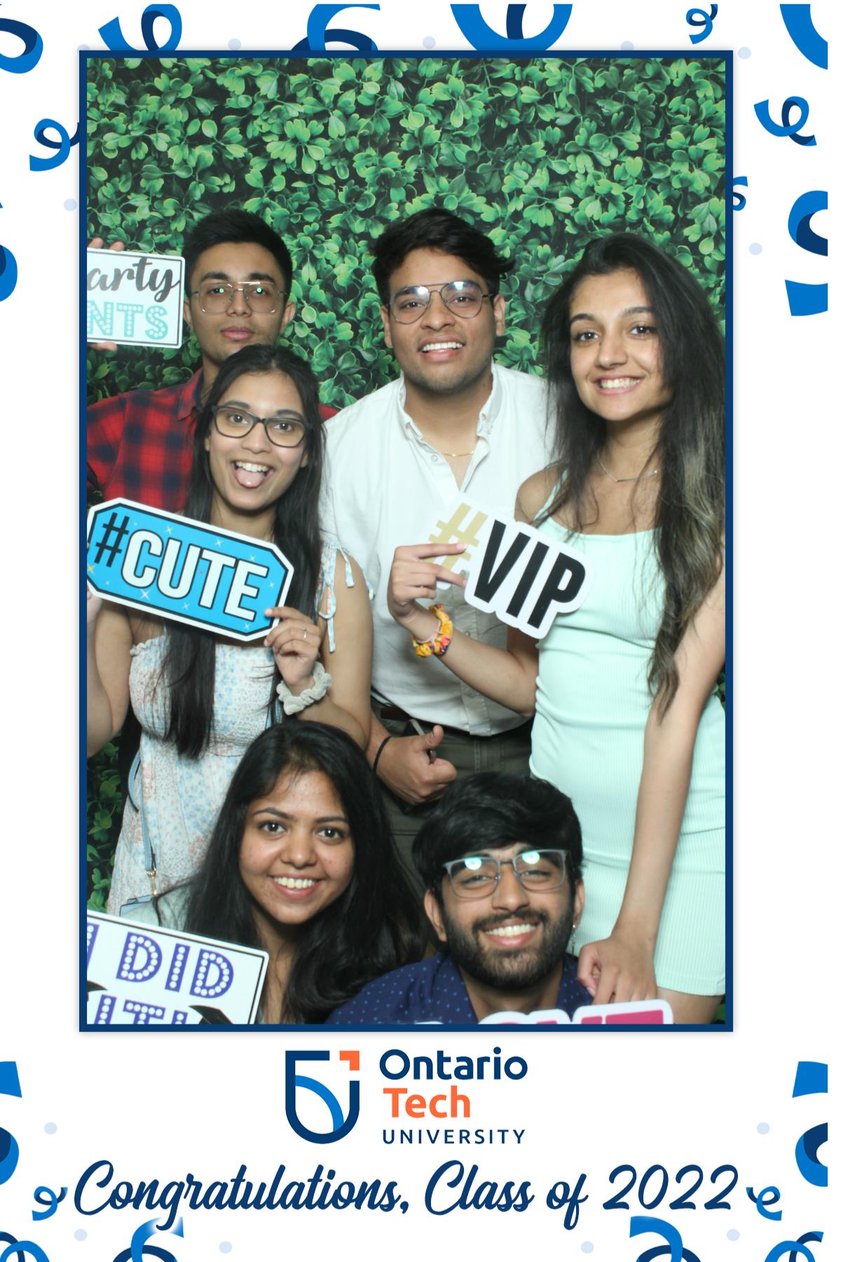 Ontario University Convocation 2022 | View more photos from the event at gallery.myselfiemirror.ca/u/romanmyselfiemirrorca/Ontario-University-Convocation-2022