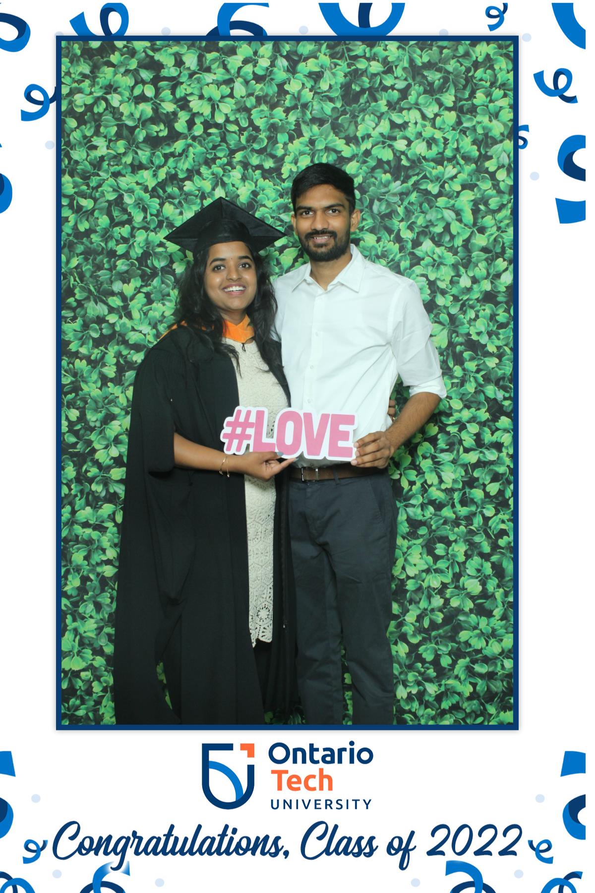 Ontario University Convocation 2022 | View more photos from the event at gallery.myselfiemirror.ca/u/romanmyselfiemirrorca/Ontario-University-Convocation-2022