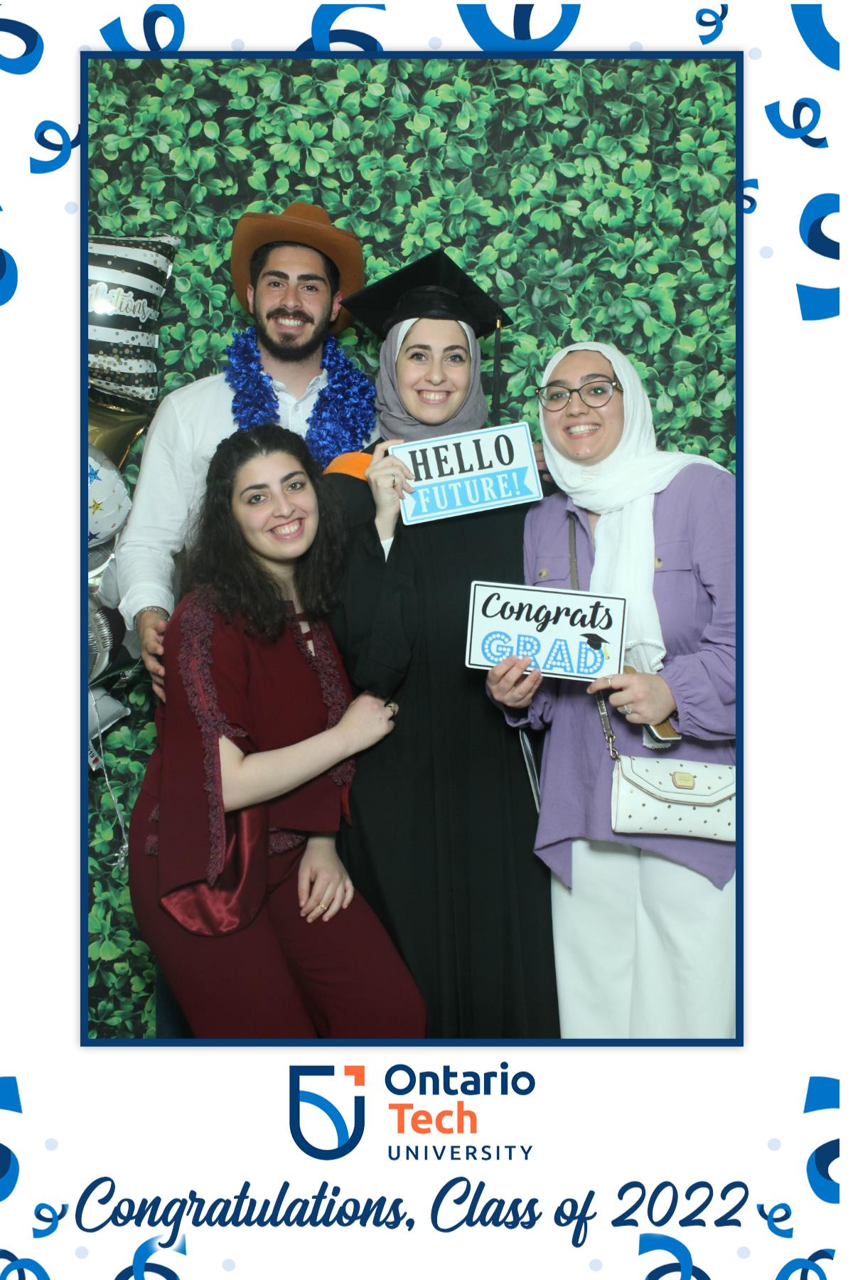 Ontario University Convocation 2022 | View more photos from the event at gallery.myselfiemirror.ca/u/romanmyselfiemirrorca/Ontario-University-Convocation-2022