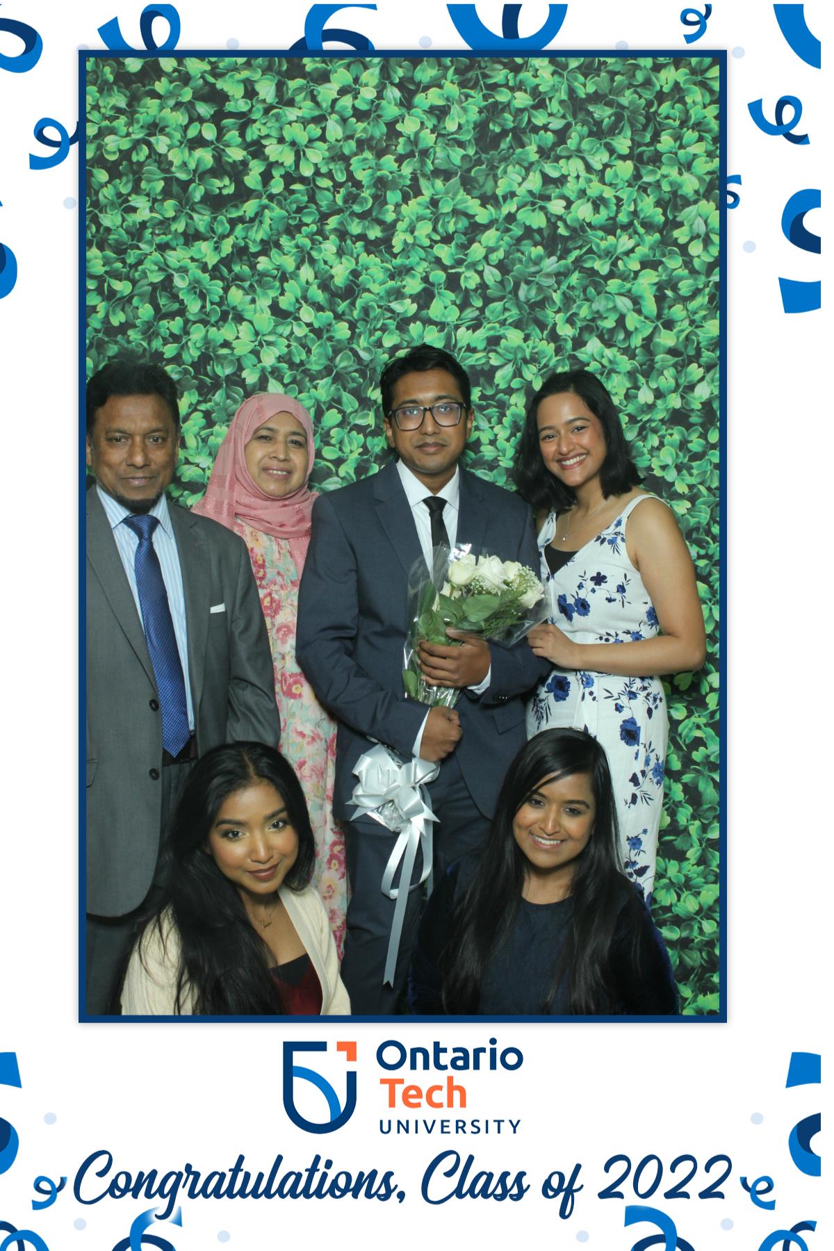 Ontario University Convocation 2022 | View more photos from the event at gallery.myselfiemirror.ca/u/romanmyselfiemirrorca/Ontario-University-Convocation-2022