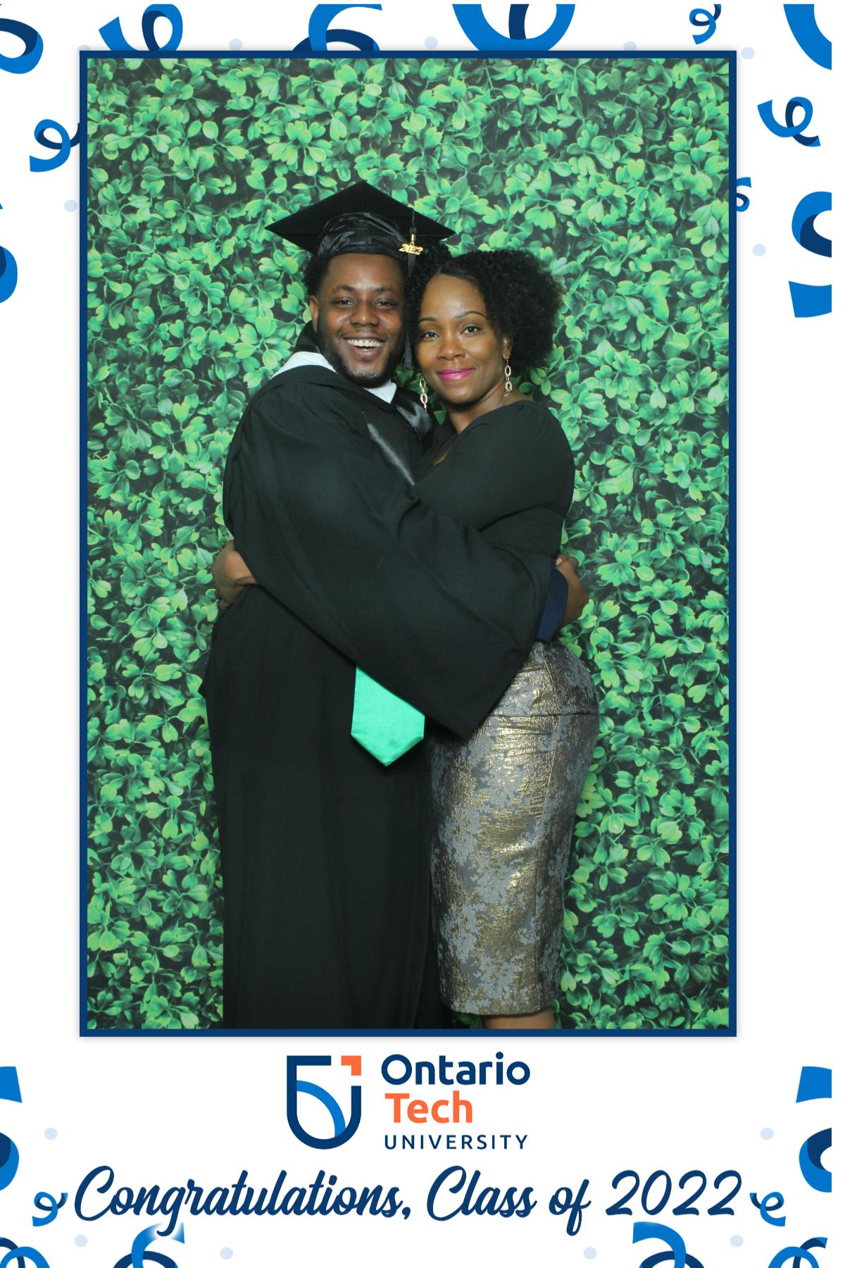 Ontario University Convocation 2022 | View more photos from the event at gallery.myselfiemirror.ca/u/romanmyselfiemirrorca/Ontario-University-Convocation-2022