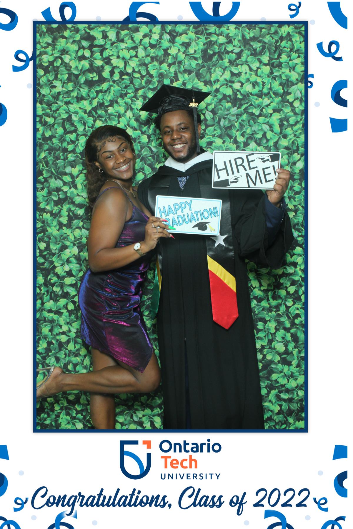 Ontario University Convocation 2022 | View more photos from the event at gallery.myselfiemirror.ca/u/romanmyselfiemirrorca/Ontario-University-Convocation-2022