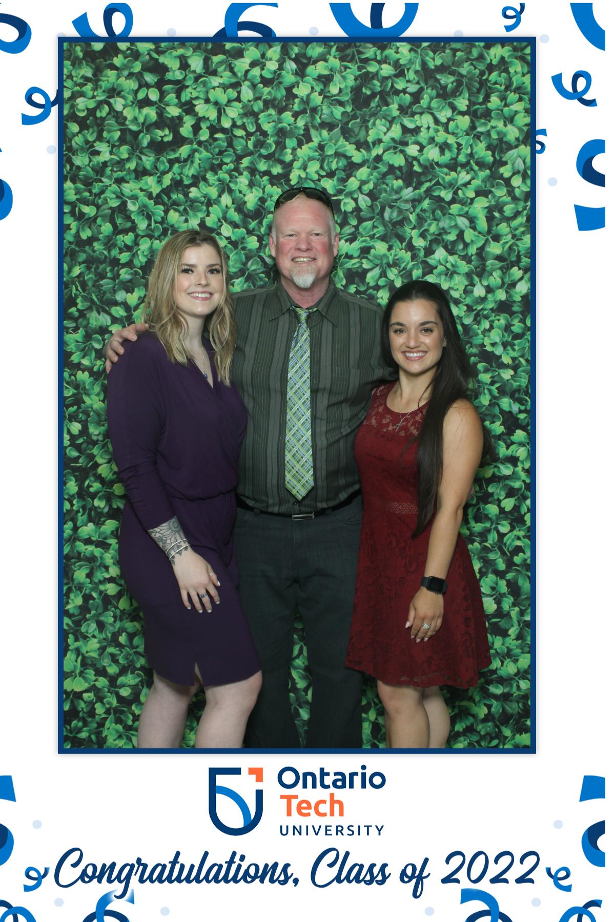 Ontario University Convocation 2022 | View more photos from the event at gallery.myselfiemirror.ca/u/romanmyselfiemirrorca/Ontario-University-Convocation-2022