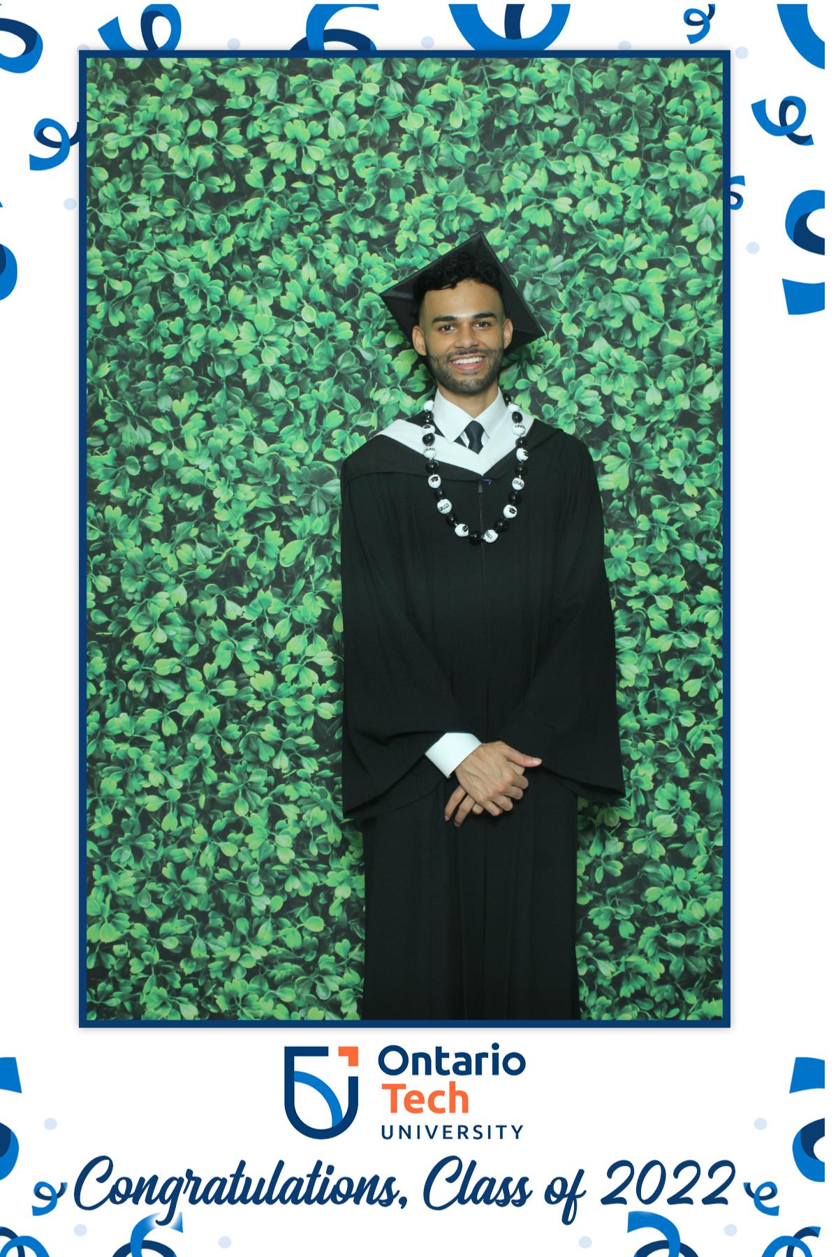 Ontario University Convocation 2022 | View more photos from the event at gallery.myselfiemirror.ca/u/romanmyselfiemirrorca/Ontario-University-Convocation-2022