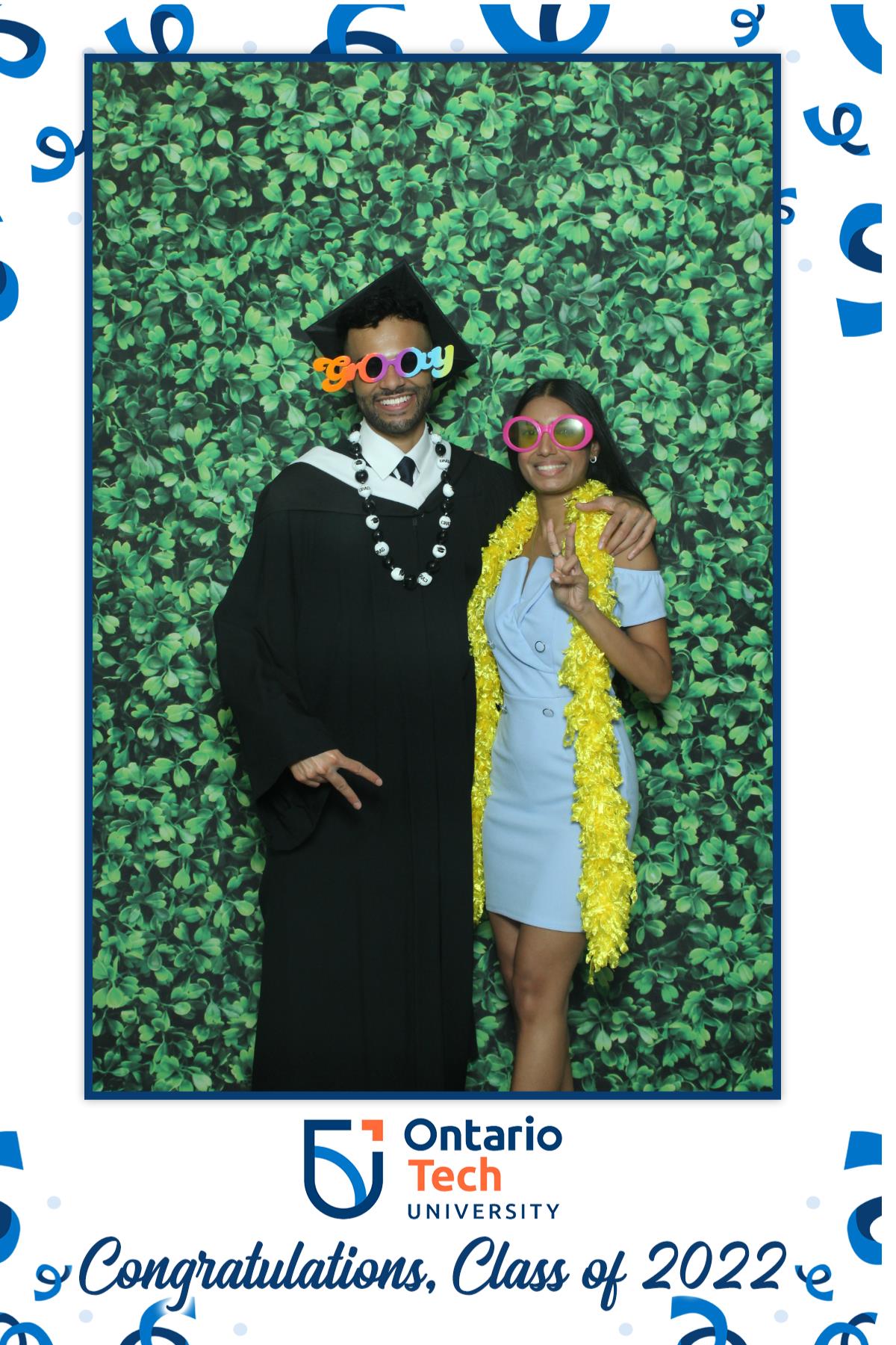 Ontario University Convocation 2022 | View more photos from the event at gallery.myselfiemirror.ca/u/romanmyselfiemirrorca/Ontario-University-Convocation-2022