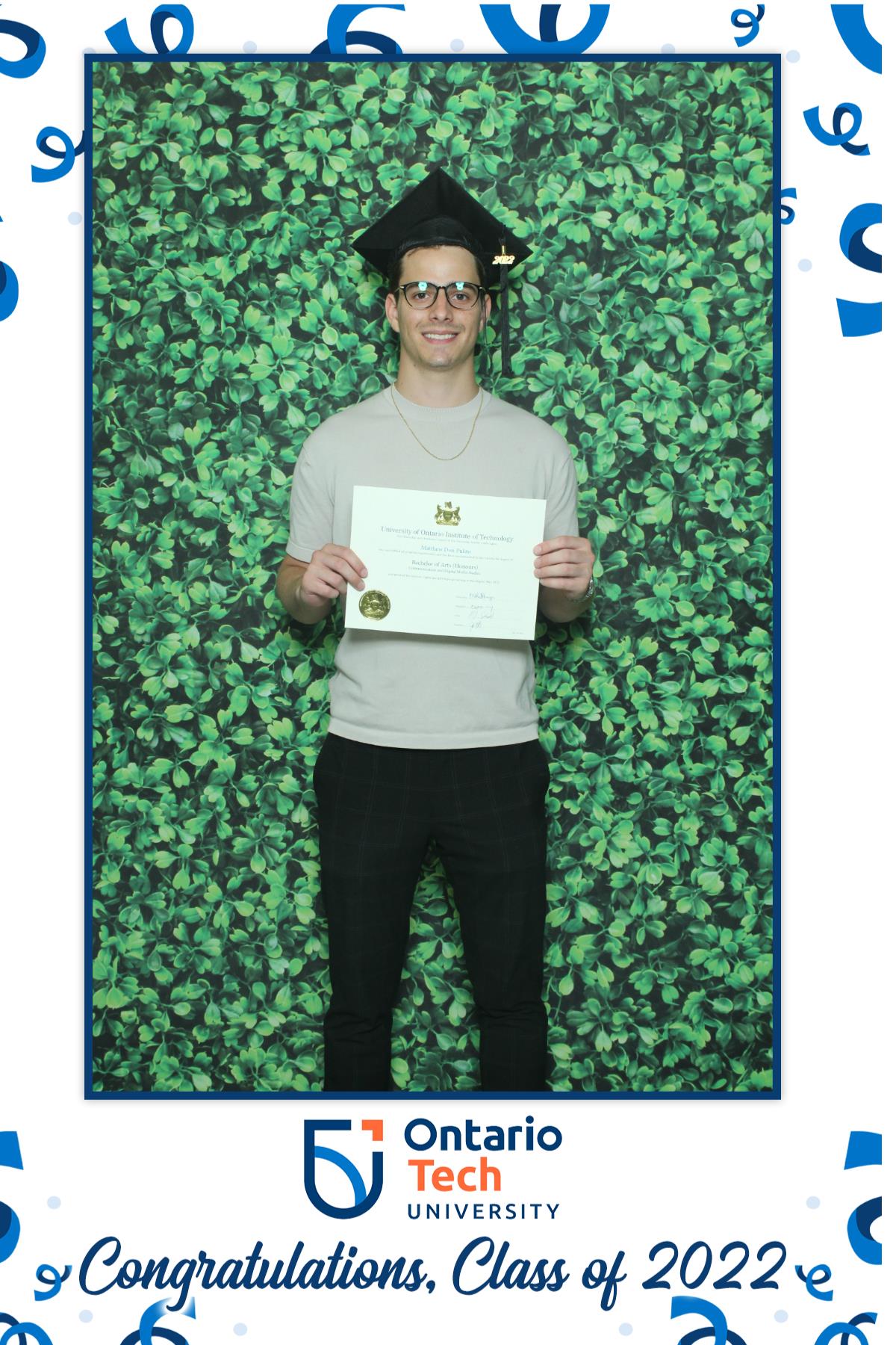 Ontario University Convocation 2022 | View more photos from the event at gallery.myselfiemirror.ca/u/romanmyselfiemirrorca/Ontario-University-Convocation-2022