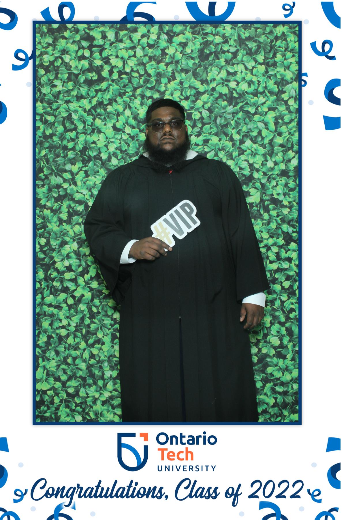 Ontario University Convocation 2022 | View more photos from the event at gallery.myselfiemirror.ca/u/romanmyselfiemirrorca/Ontario-University-Convocation-2022