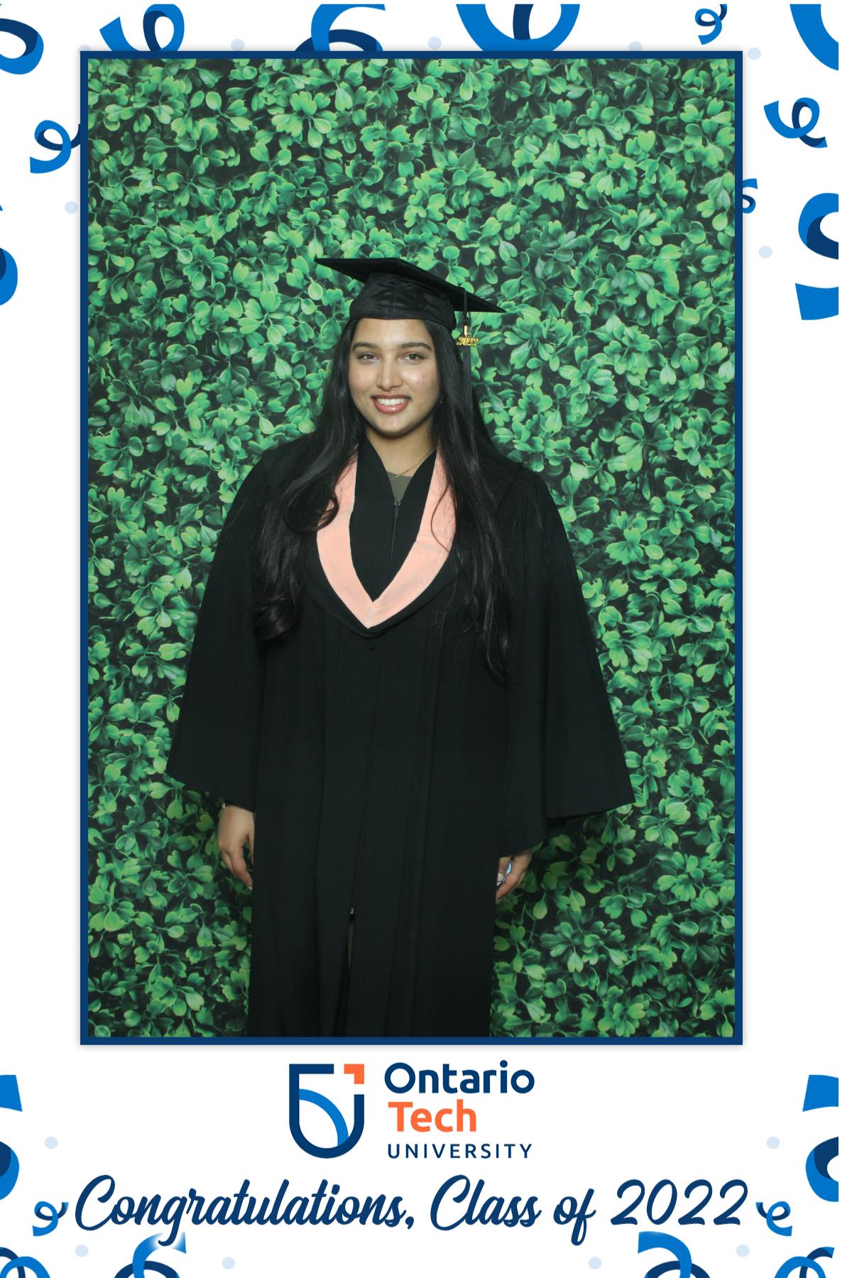 Ontario University Convocation 2022 | View more photos from the event at gallery.myselfiemirror.ca/u/romanmyselfiemirrorca/Ontario-University-Convocation-2022