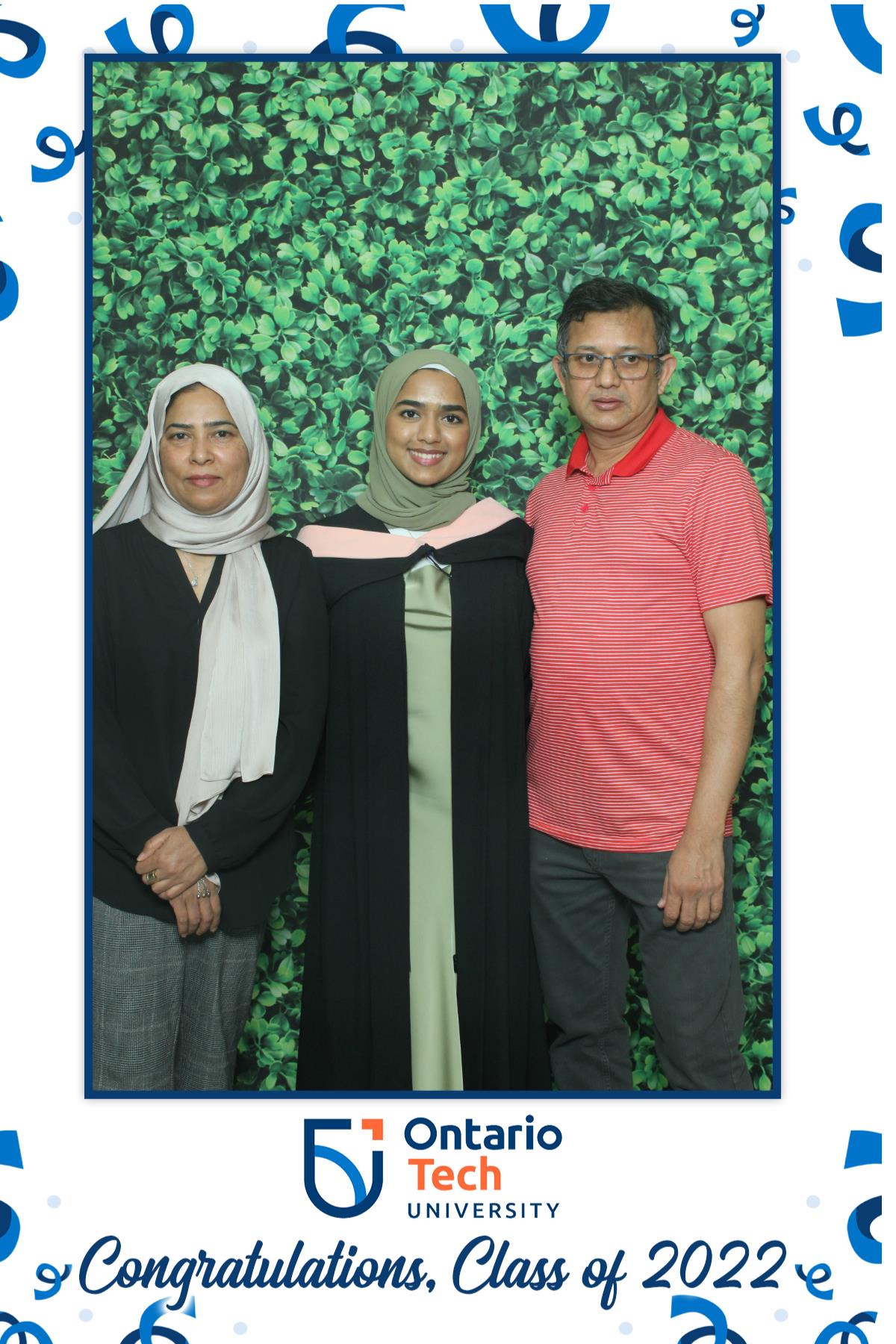 Ontario University Convocation 2022 | View more photos from the event at gallery.myselfiemirror.ca/u/romanmyselfiemirrorca/Ontario-University-Convocation-2022