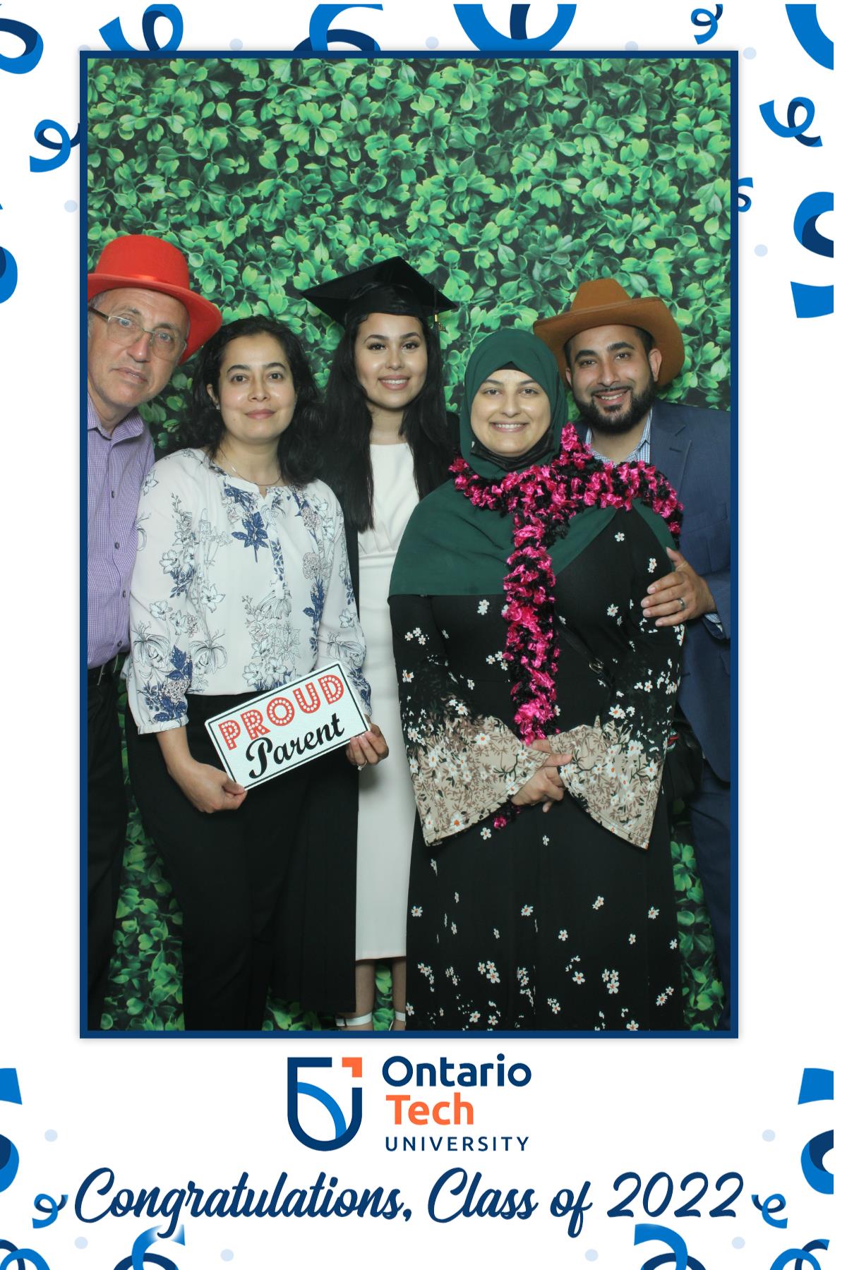 Ontario University Convocation 2022 | View more photos from the event at gallery.myselfiemirror.ca/u/romanmyselfiemirrorca/Ontario-University-Convocation-2022