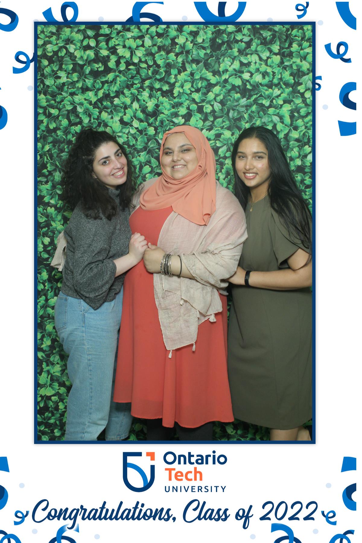 Ontario University Convocation 2022 | View more photos from the event at gallery.myselfiemirror.ca/u/romanmyselfiemirrorca/Ontario-University-Convocation-2022