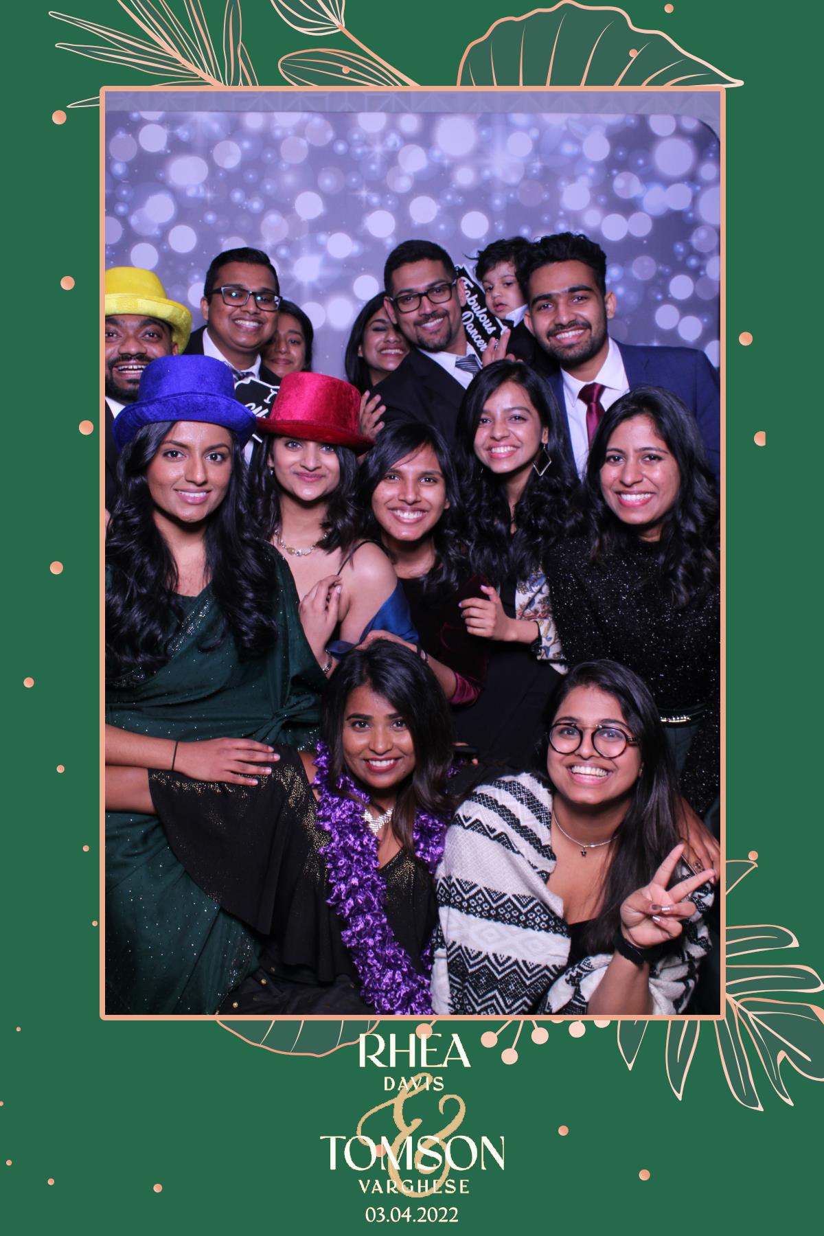 Rhea & Tomson | View more photos from the event at gallery.myselfiemirror.ca/u/romanmyselfiemirrorca/Rhea-Tomson