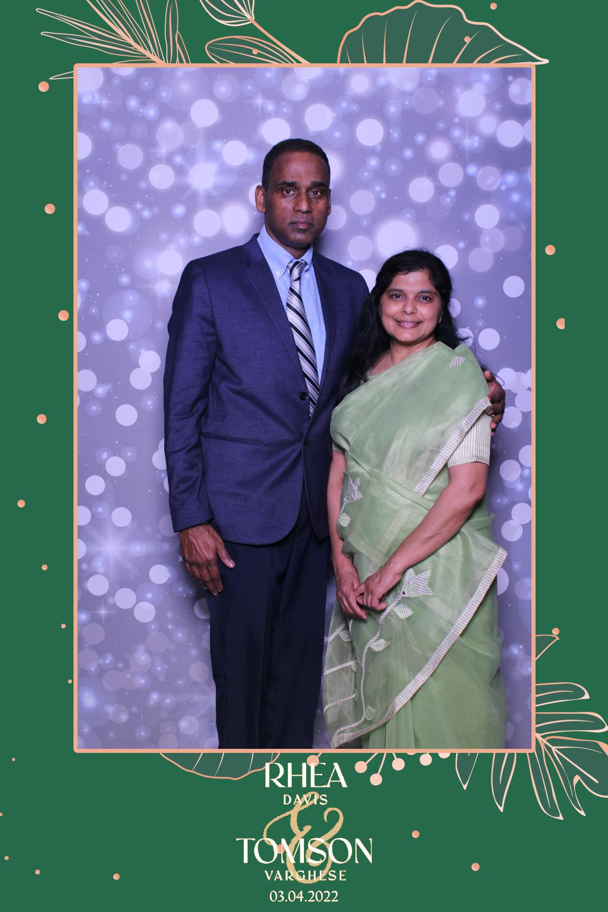 Rhea & Tomson | View more photos from the event at gallery.myselfiemirror.ca/u/romanmyselfiemirrorca/Rhea-Tomson