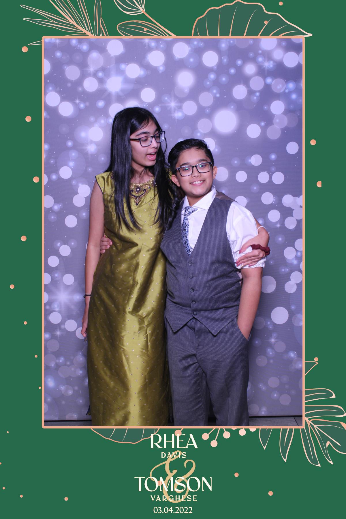 Rhea & Tomson | View more photos from the event at gallery.myselfiemirror.ca/u/romanmyselfiemirrorca/Rhea-Tomson