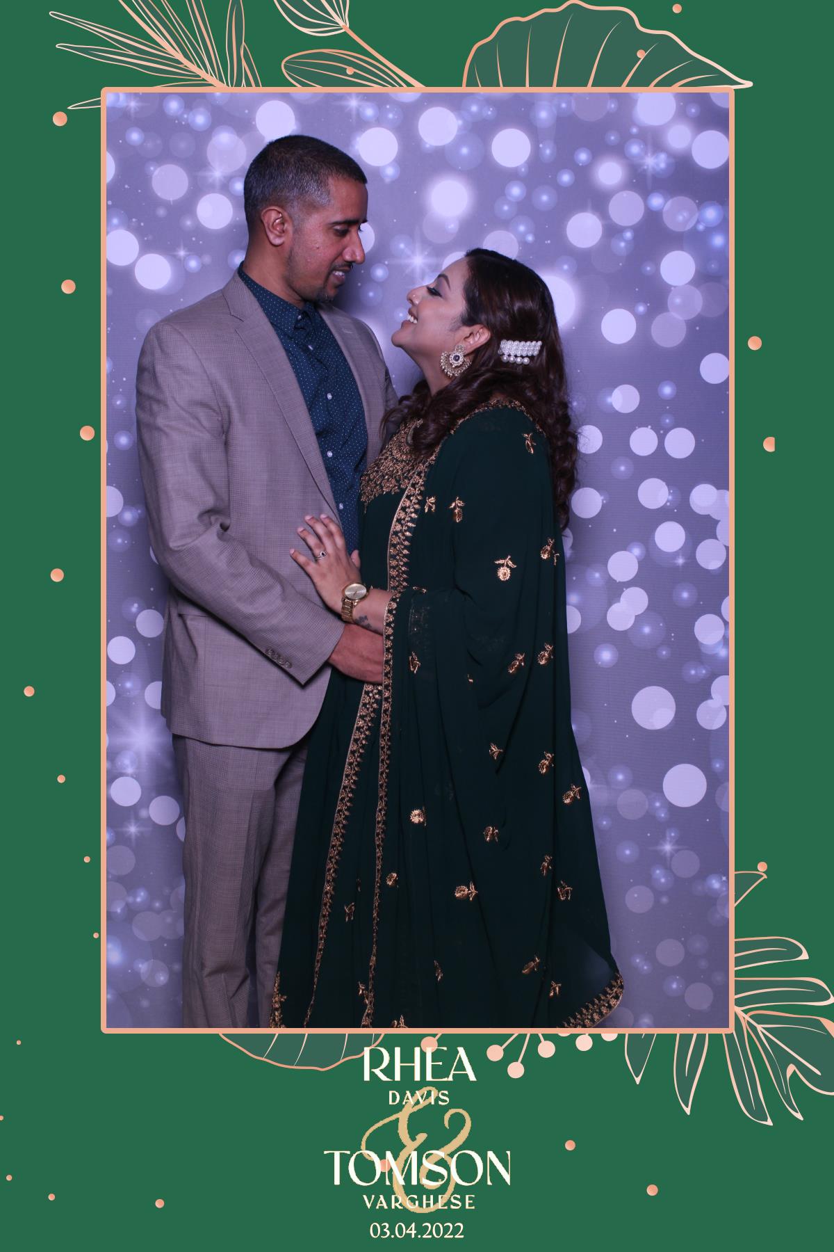 Rhea & Tomson | View more photos from the event at gallery.myselfiemirror.ca/u/romanmyselfiemirrorca/Rhea-Tomson