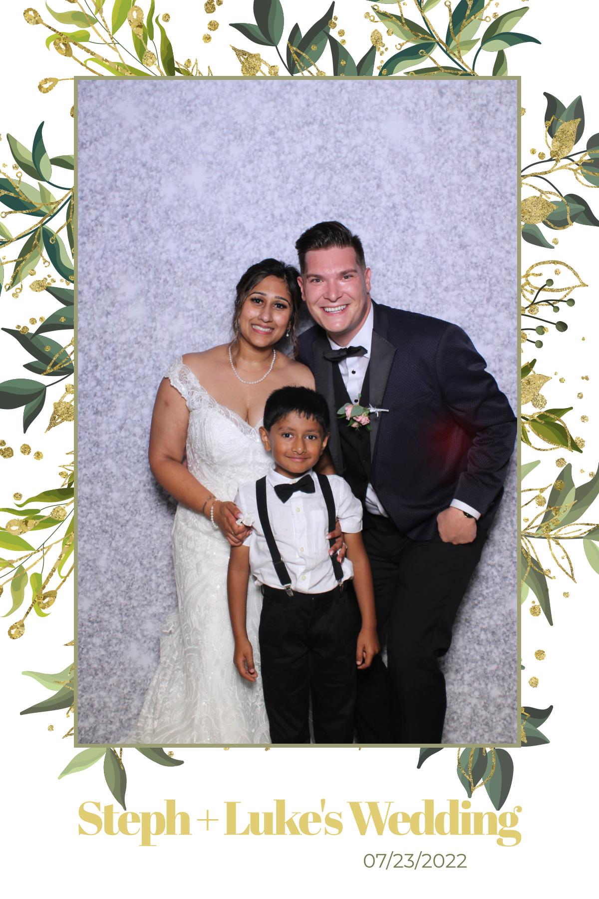 Steph & Luke | View more photos from the event at gallery.myselfiemirror.ca/u/romanmyselfiemirrorca/Steph-Luke