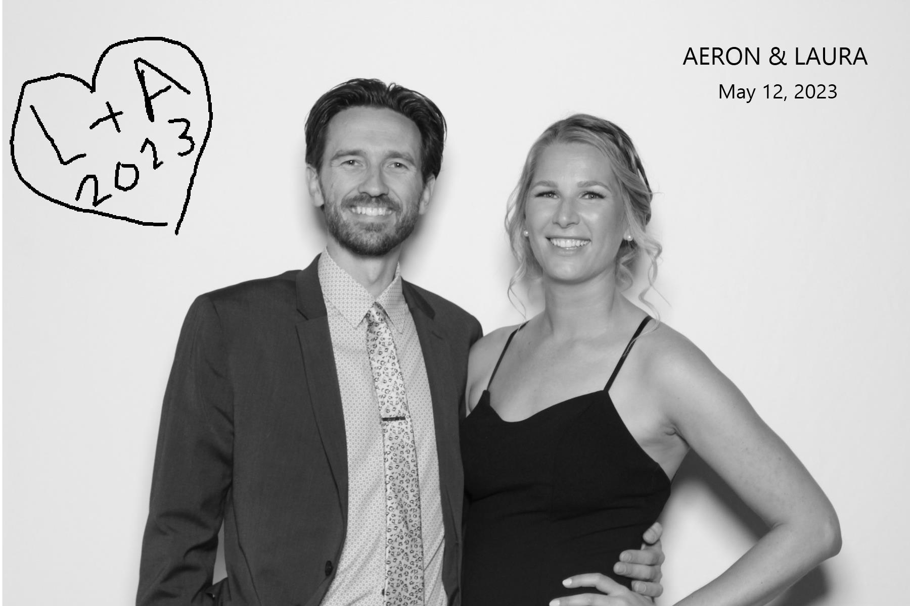 Aeron & Laura | View more photos from the event at gallery.myselfiemirror.ca/u/romanmyselfiemirrorca/Aeron-Laura