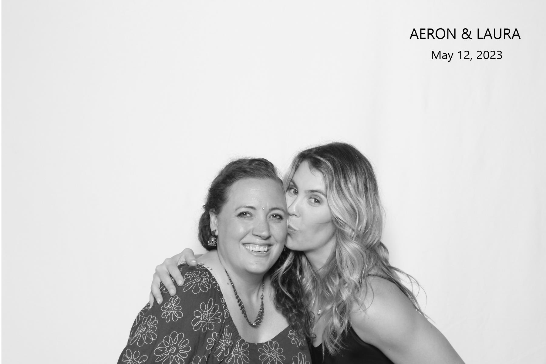 Aeron & Laura | View more photos from the event at gallery.myselfiemirror.ca/u/romanmyselfiemirrorca/Aeron-Laura