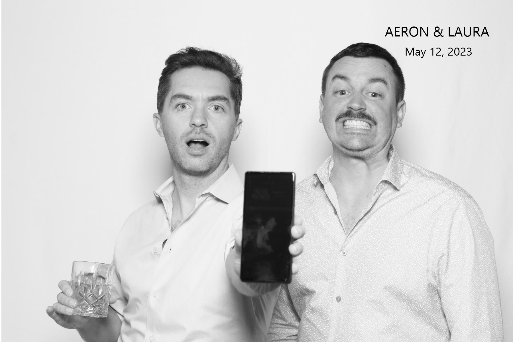 Aeron & Laura | View more photos from the event at gallery.myselfiemirror.ca/u/romanmyselfiemirrorca/Aeron-Laura