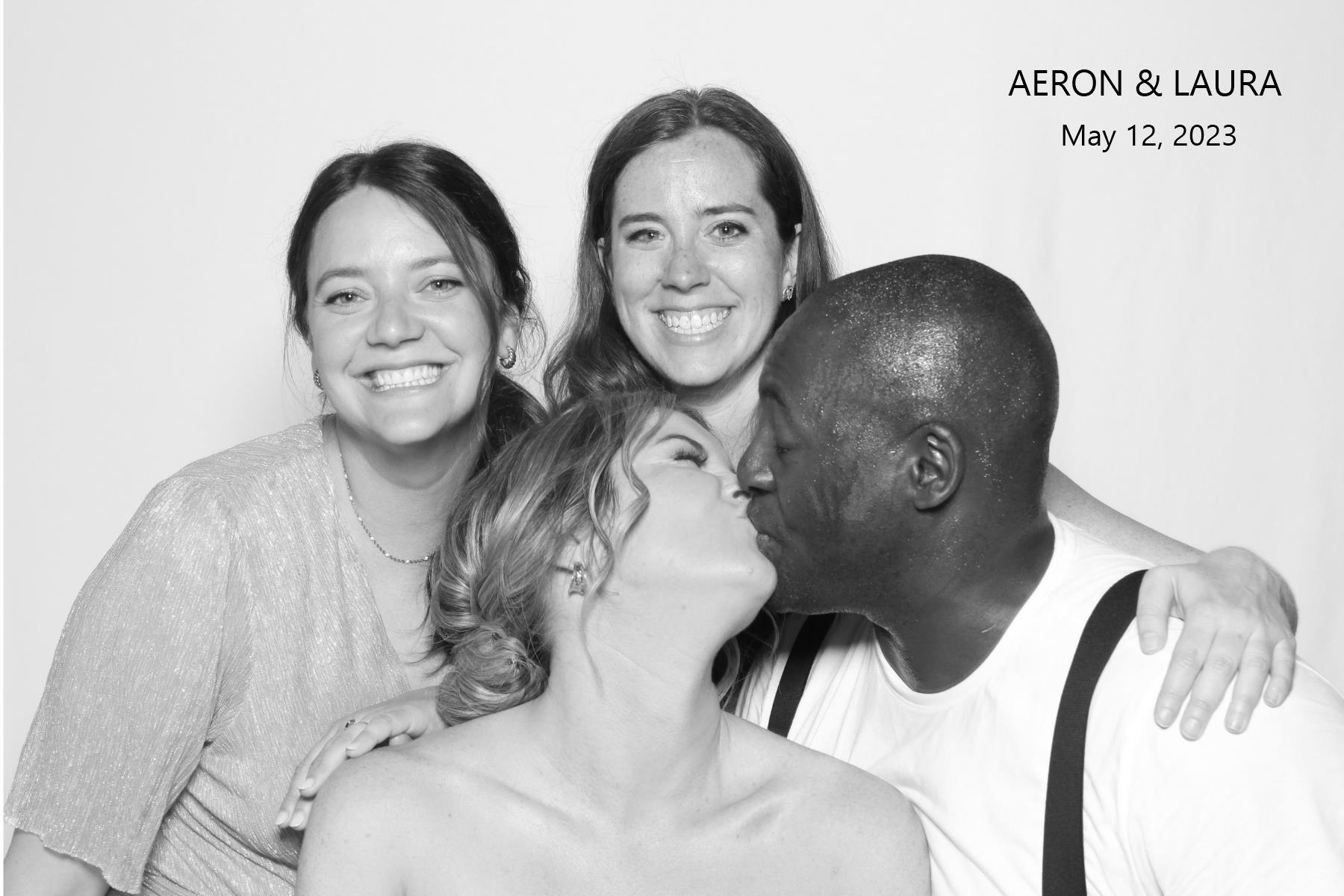 Aeron & Laura | View more photos from the event at gallery.myselfiemirror.ca/u/romanmyselfiemirrorca/Aeron-Laura