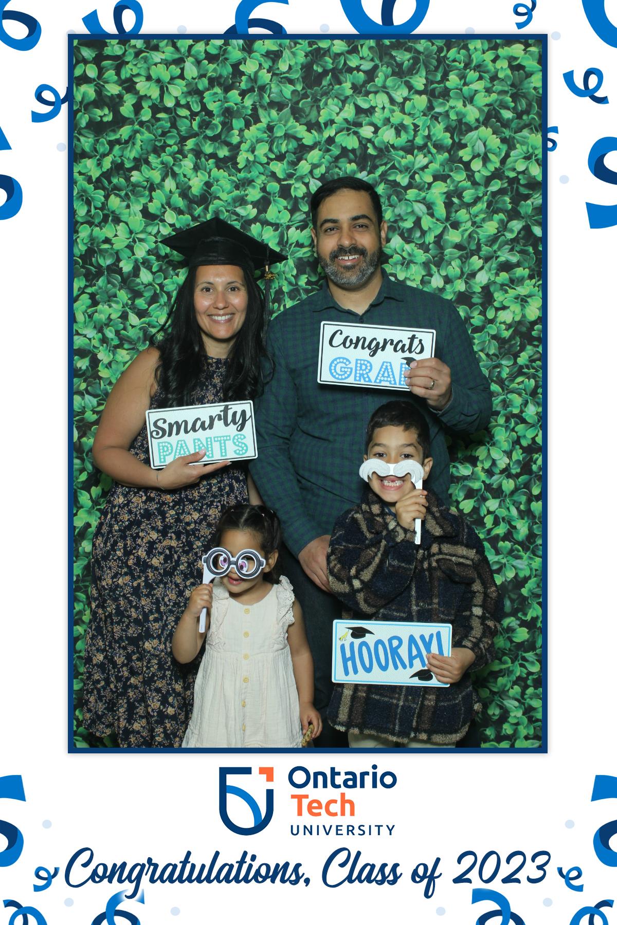 Annual Convocation | View more photos from the event at gallery.myselfiemirror.ca/u/romanmyselfiemirrorca/Annual-Convocation