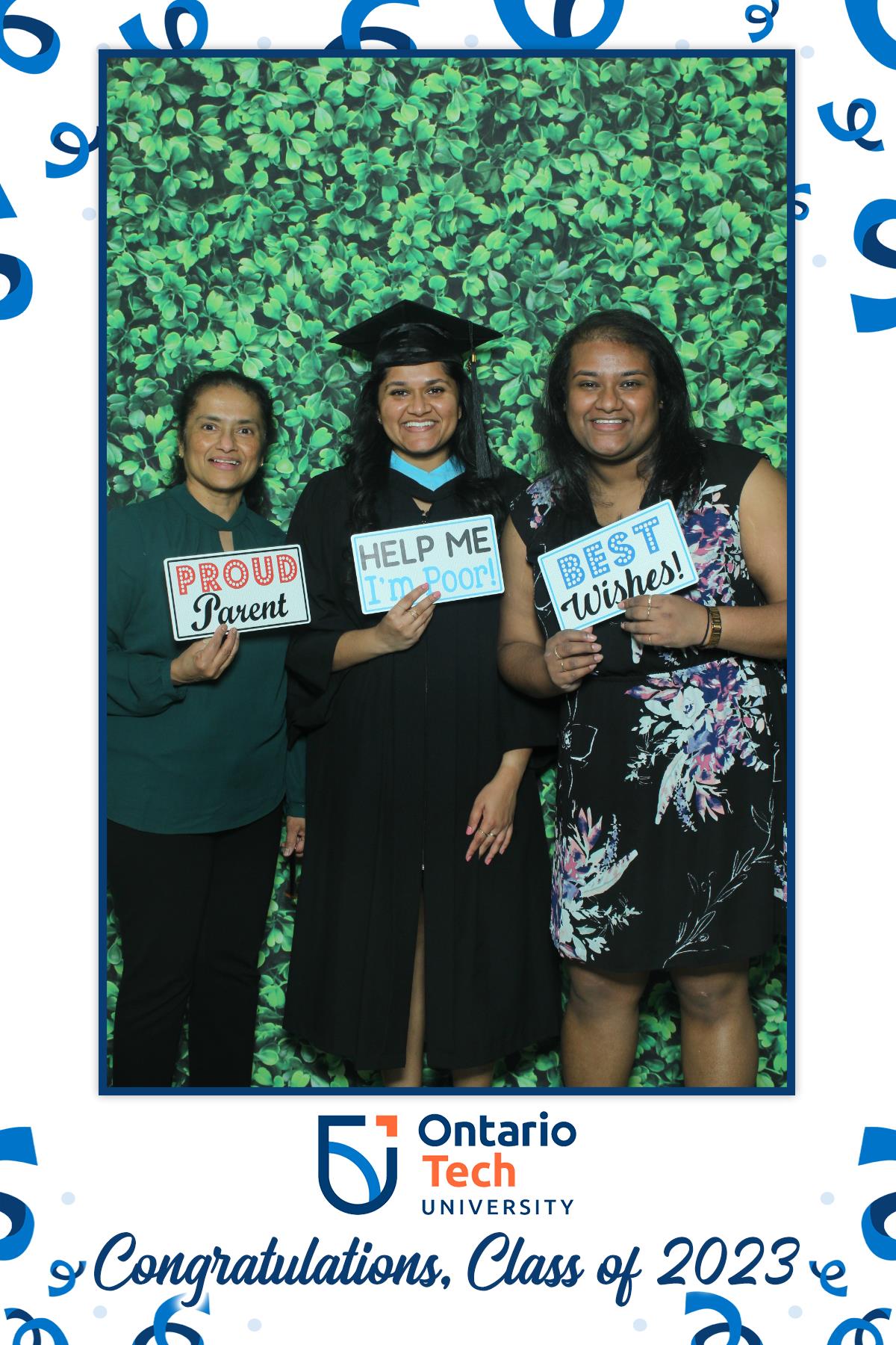 Annual Convocation | View more photos from the event at gallery.myselfiemirror.ca/u/romanmyselfiemirrorca/Annual-Convocation