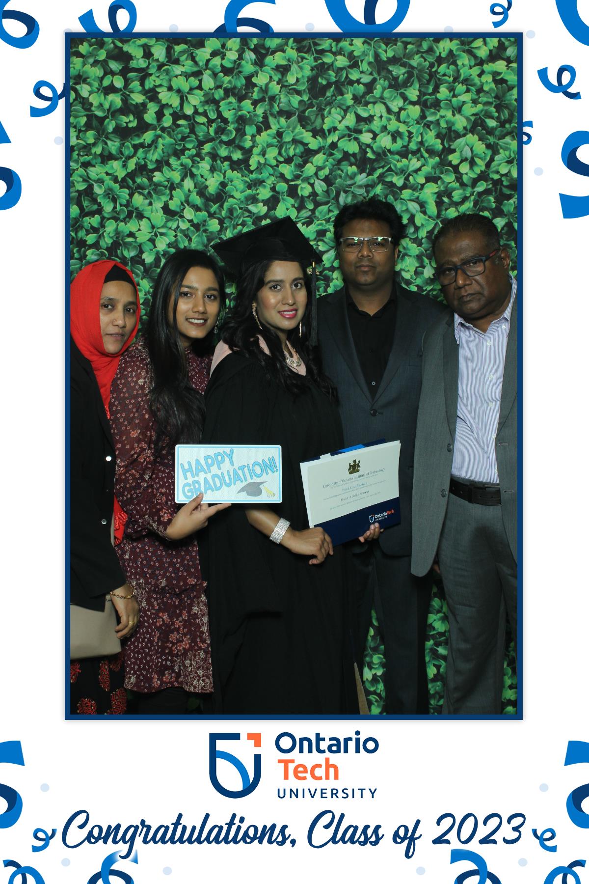 Annual Convocation | View more photos from the event at gallery.myselfiemirror.ca/u/romanmyselfiemirrorca/Annual-Convocation