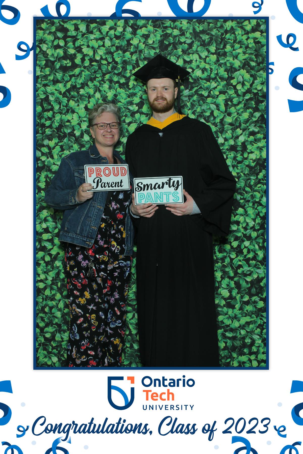 Annual Convocation | View more photos from the event at gallery.myselfiemirror.ca/u/romanmyselfiemirrorca/Annual-Convocation