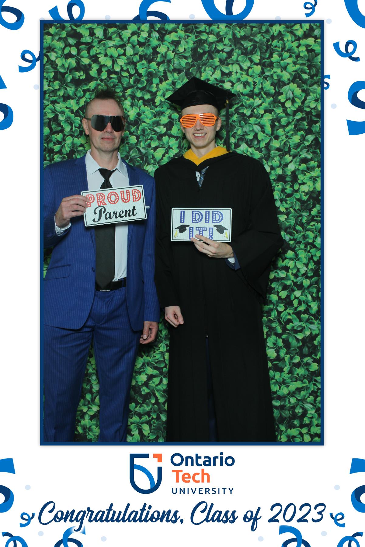 Annual Convocation | View more photos from the event at gallery.myselfiemirror.ca/u/romanmyselfiemirrorca/Annual-Convocation