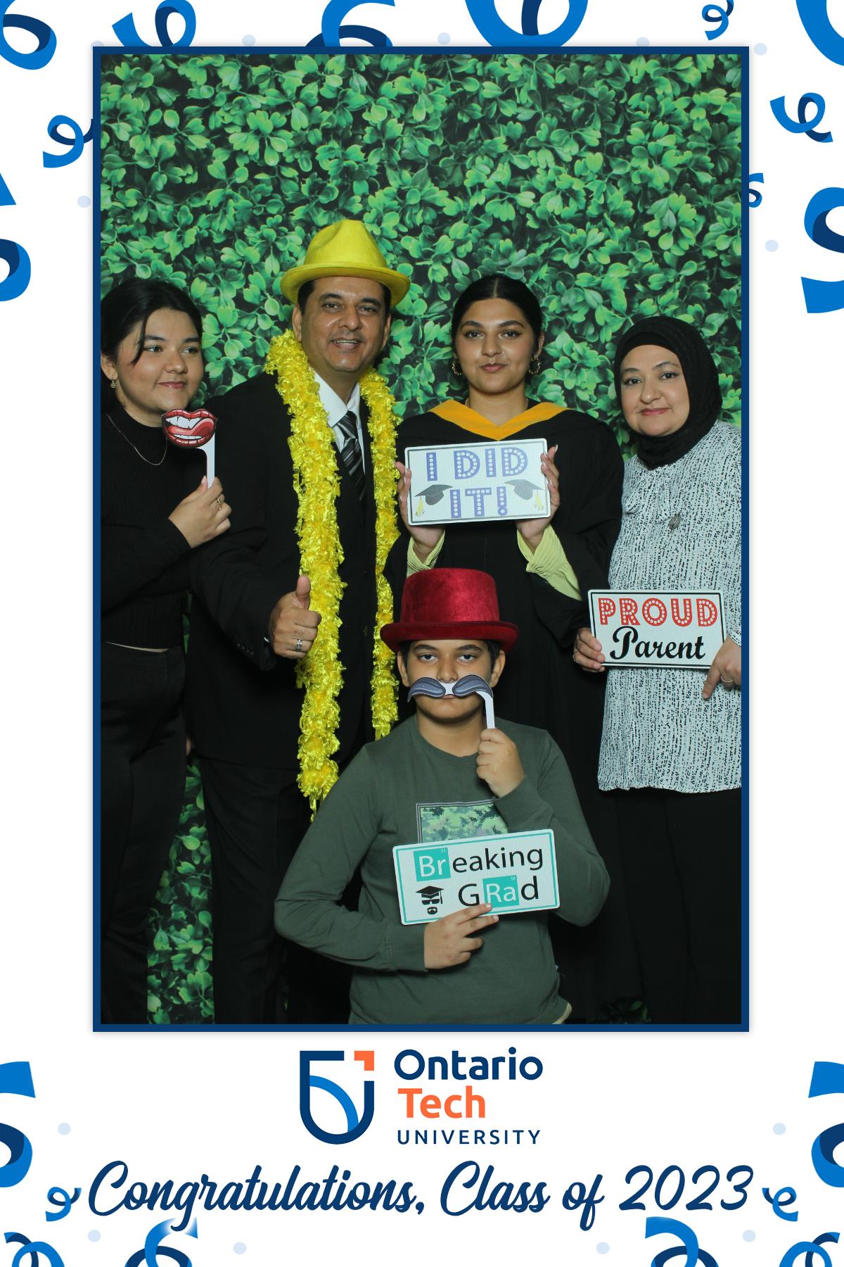 Annual Convocation | View more photos from the event at gallery.myselfiemirror.ca/u/romanmyselfiemirrorca/Annual-Convocation