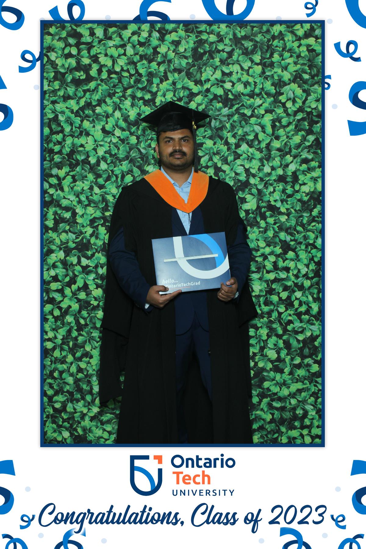 Annual Convocation | View more photos from the event at gallery.myselfiemirror.ca/u/romanmyselfiemirrorca/Annual-Convocation