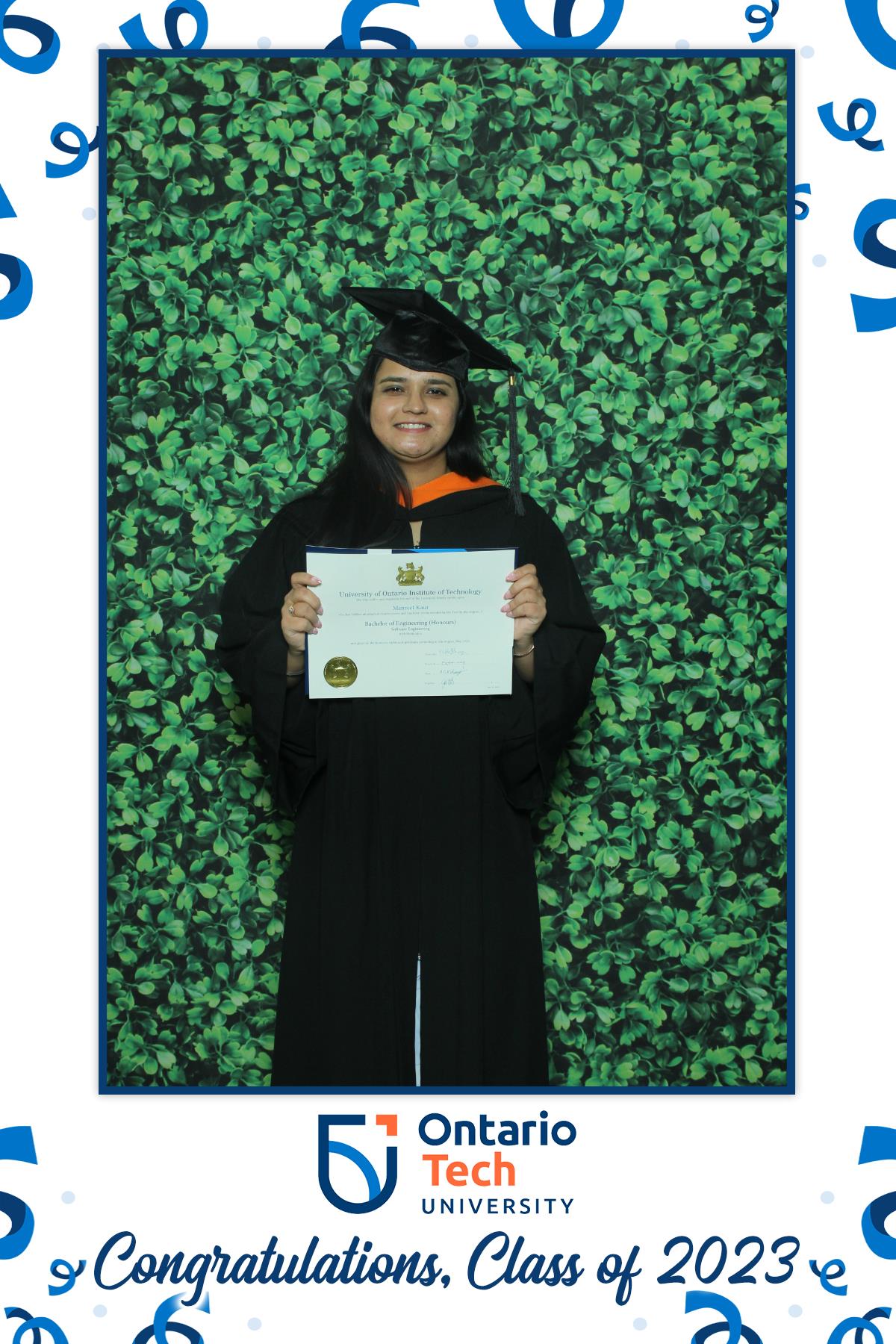 Annual Convocation | View more photos from the event at gallery.myselfiemirror.ca/u/romanmyselfiemirrorca/Annual-Convocation