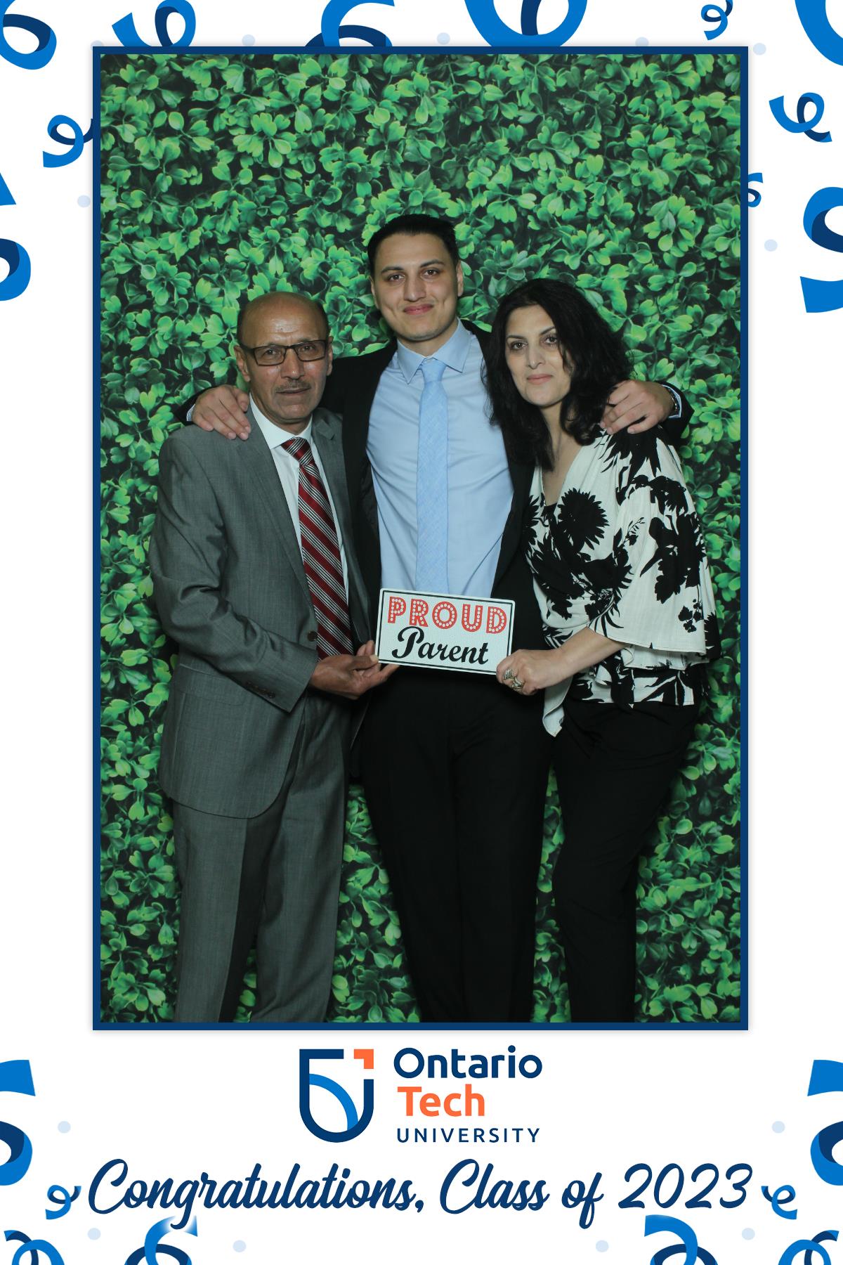 Annual Convocation | View more photos from the event at gallery.myselfiemirror.ca/u/romanmyselfiemirrorca/Annual-Convocation