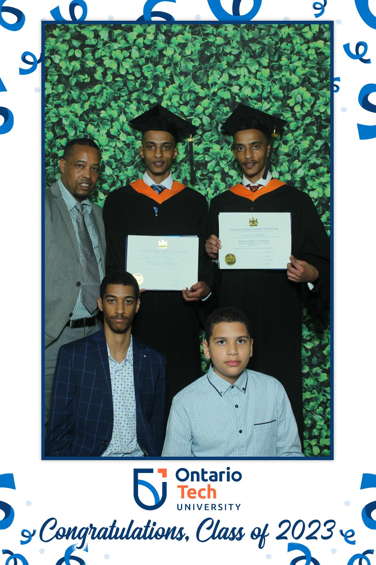 Annual Convocation | View more photos from the event at gallery.myselfiemirror.ca/u/romanmyselfiemirrorca/Annual-Convocation