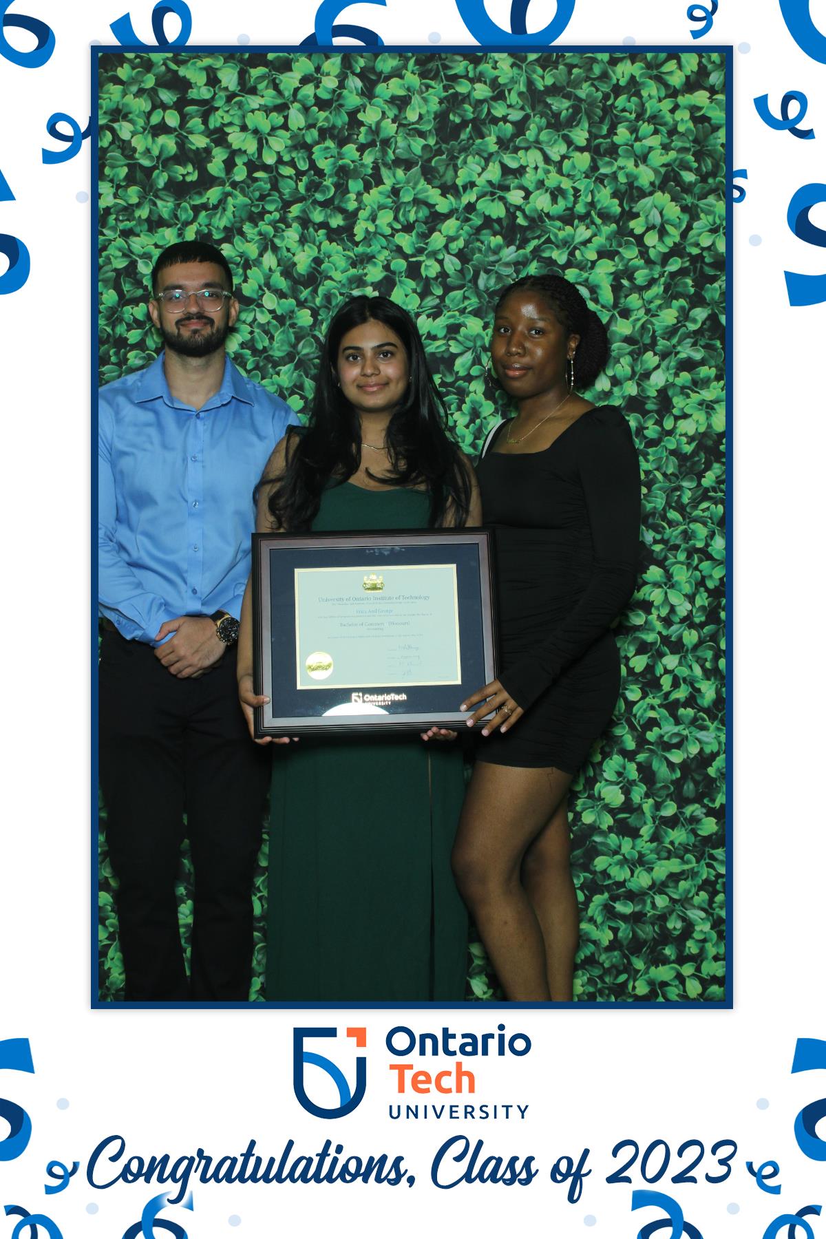 Annual Convocation | View more photos from the event at gallery.myselfiemirror.ca/u/romanmyselfiemirrorca/Annual-Convocation