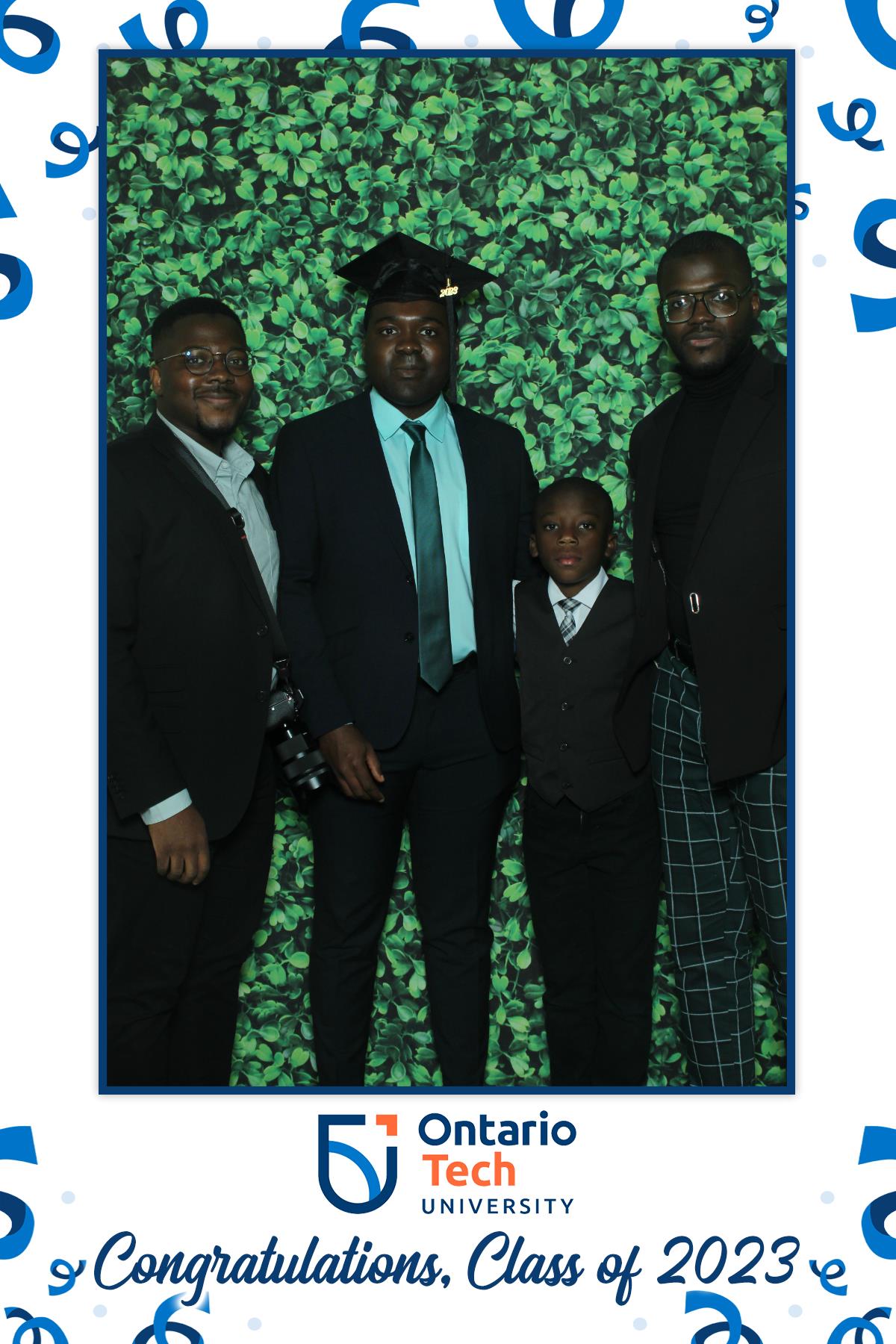 Annual Convocation | View more photos from the event at gallery.myselfiemirror.ca/u/romanmyselfiemirrorca/Annual-Convocation