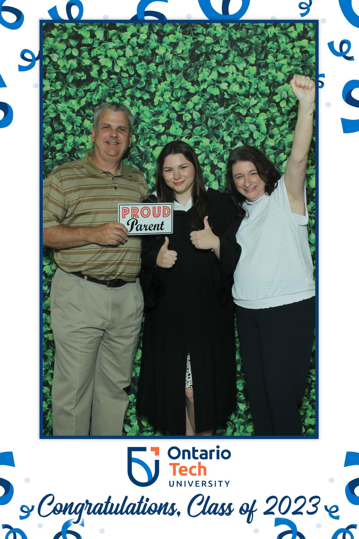 Annual Convocation | View more photos from the event at gallery.myselfiemirror.ca/u/romanmyselfiemirrorca/Annual-Convocation
