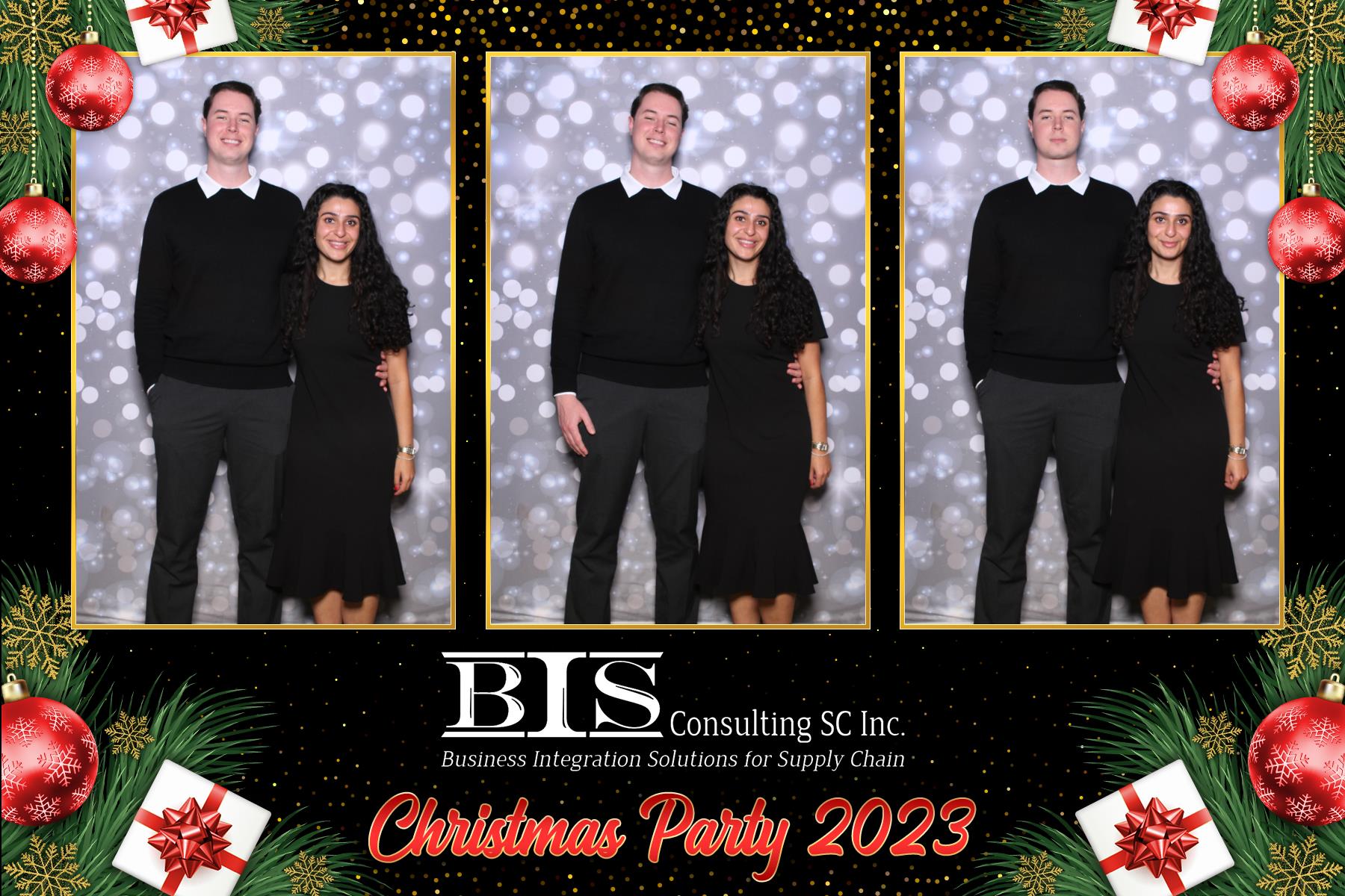 BIS Christmas 2023  | View more photos from the event at gallery.myselfiemirror.ca/u/romanmyselfiemirrorca/BIS-Christmas-2023