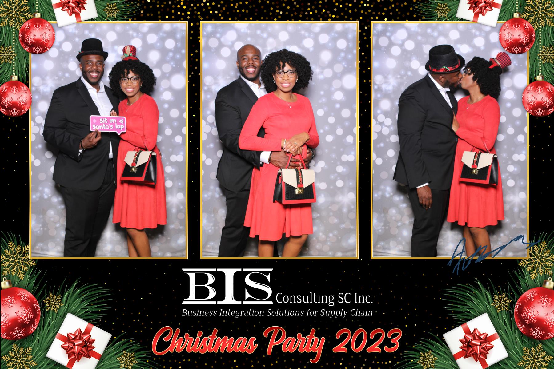 BIS Christmas 2023  | View more photos from the event at gallery.myselfiemirror.ca/u/romanmyselfiemirrorca/BIS-Christmas-2023