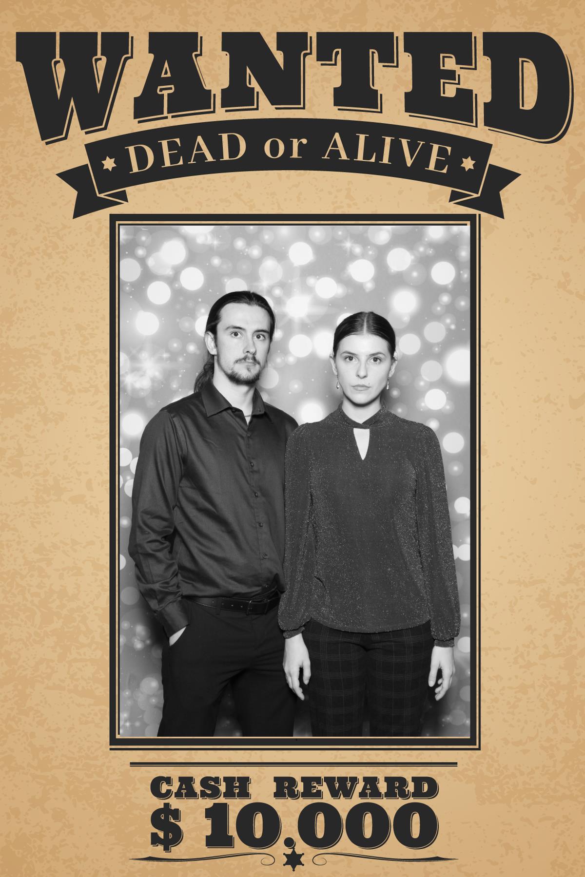 BIS Christmas 2023  | View more photos from the event at gallery.myselfiemirror.ca/u/romanmyselfiemirrorca/BIS-Christmas-2023