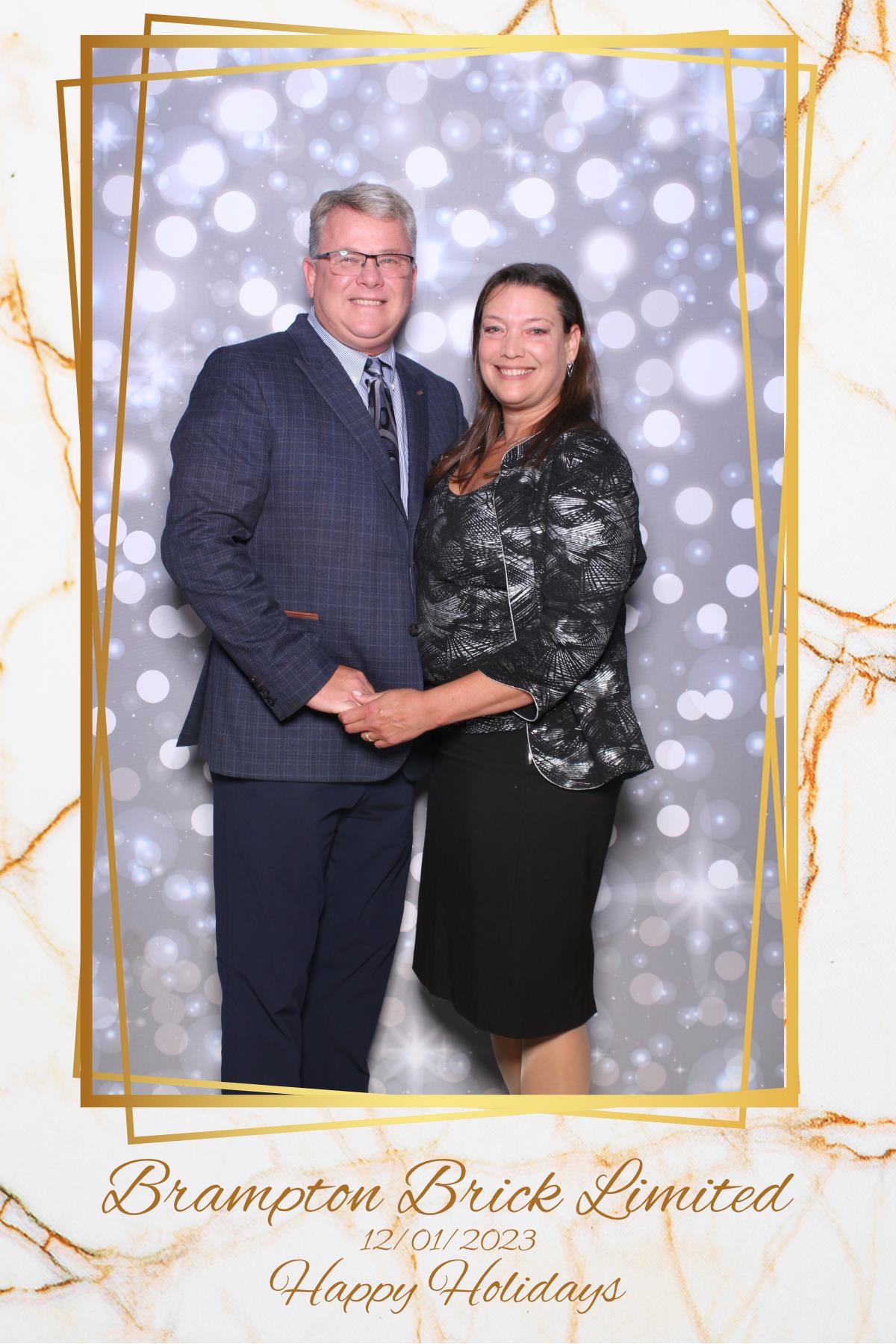 Brampton Brick Limited Holiday Party | View more photos from the event at gallery.myselfiemirror.ca/u/romanmyselfiemirrorca/Brampton-Brick-Limited-Holiday-Party