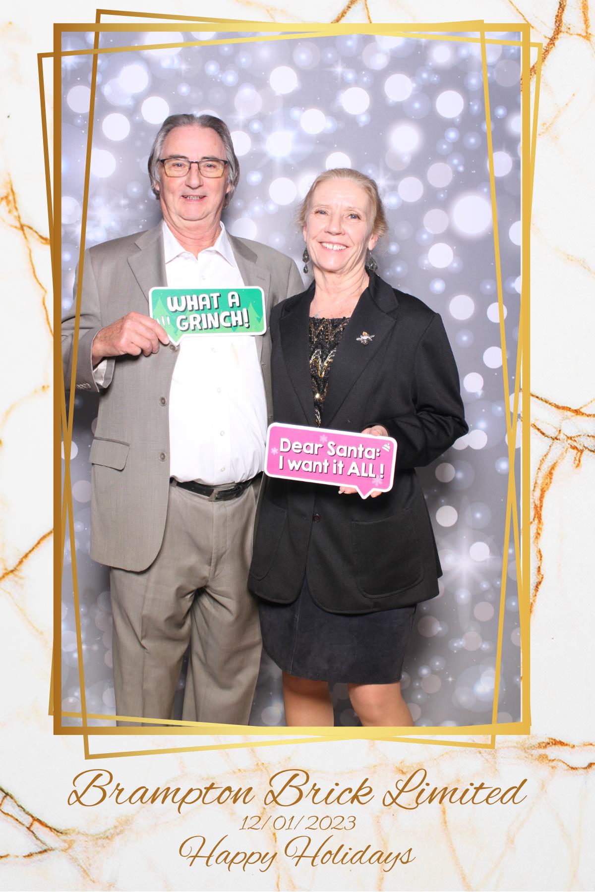 Brampton Brick Limited Holiday Party | View more photos from the event at gallery.myselfiemirror.ca/u/romanmyselfiemirrorca/Brampton-Brick-Limited-Holiday-Party